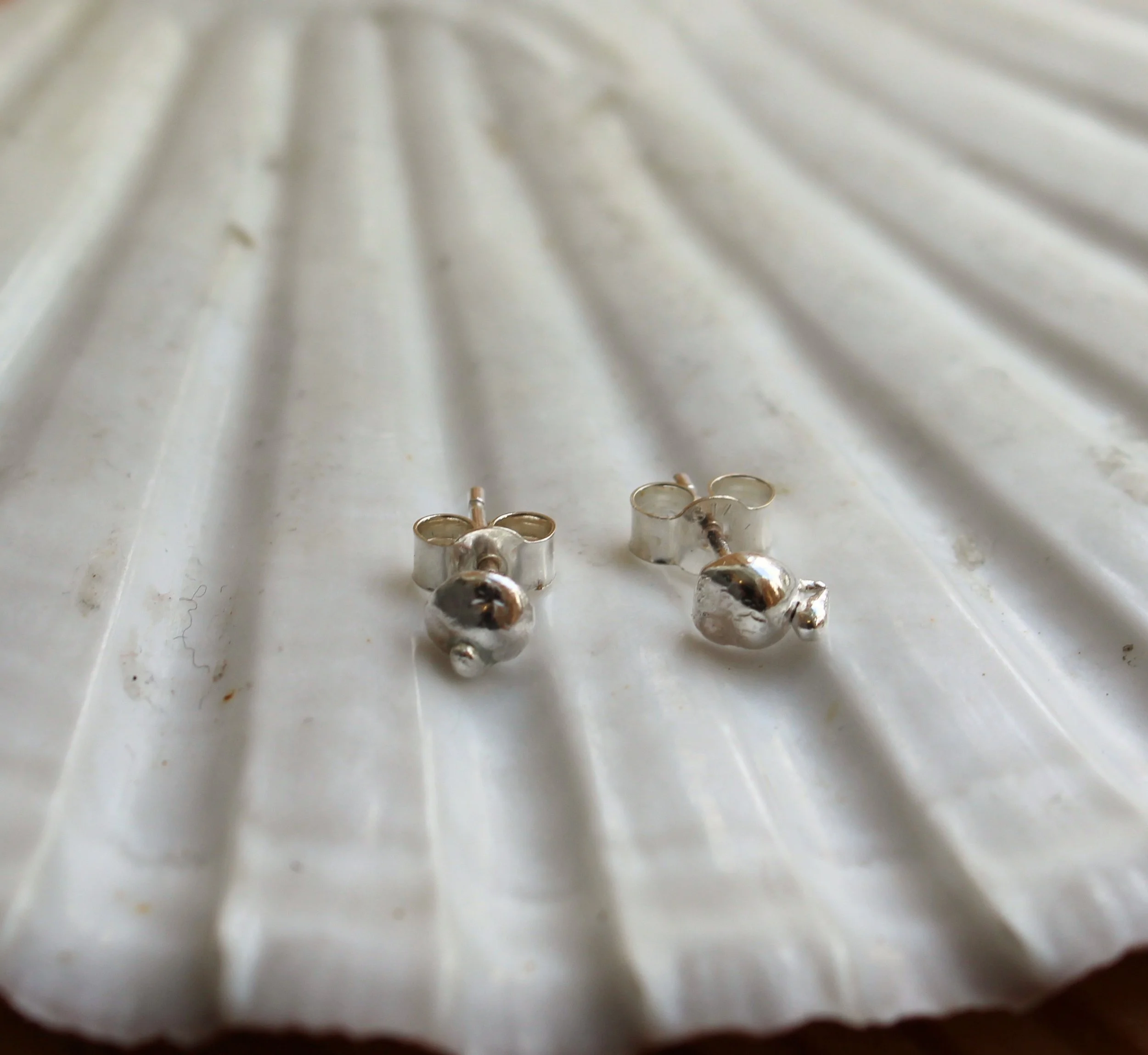 17_04 water drop studs 9.jpg