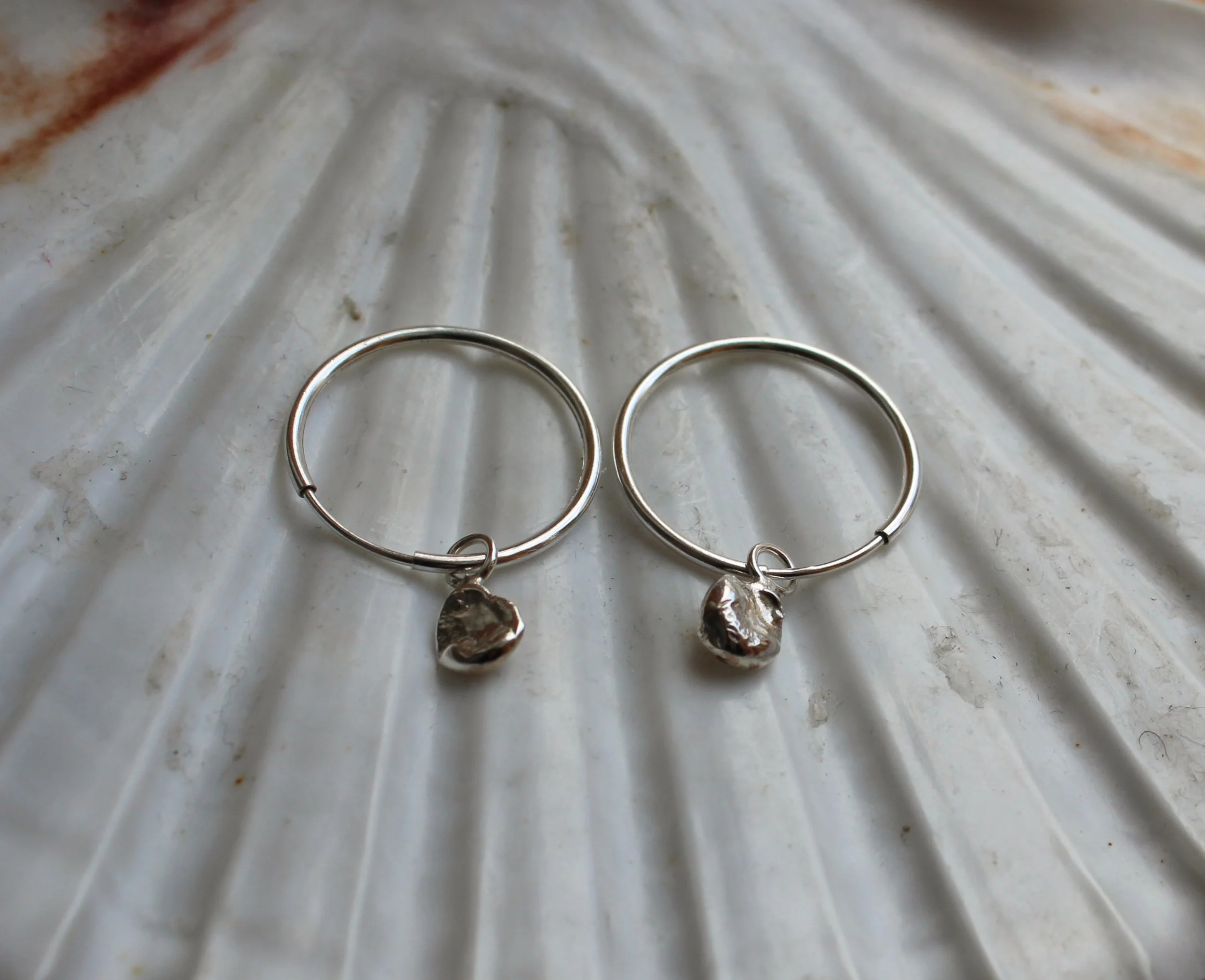 17_04 drop earrings 10 .jpg