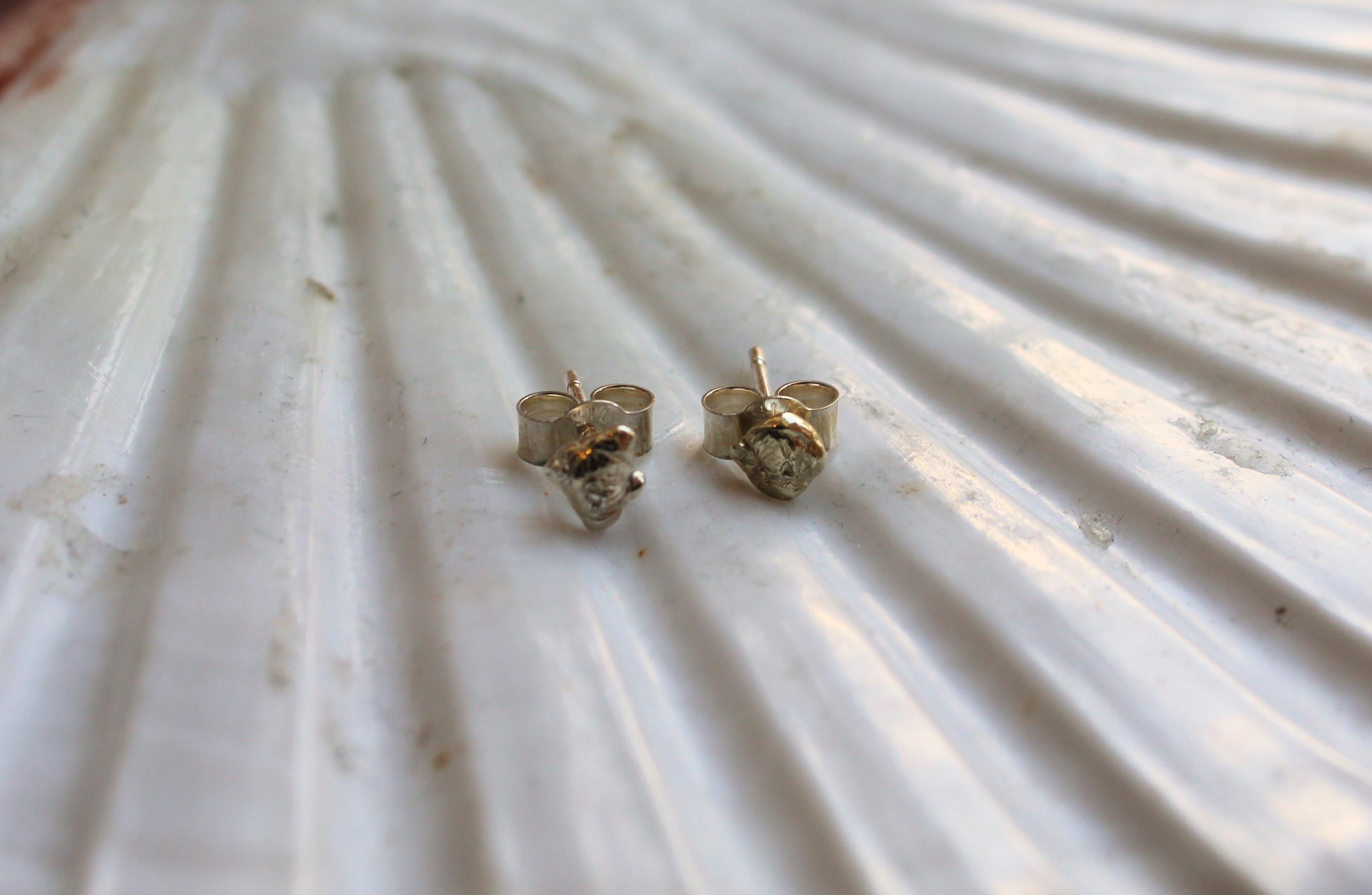 17_04 water drop studs 3  .jpg