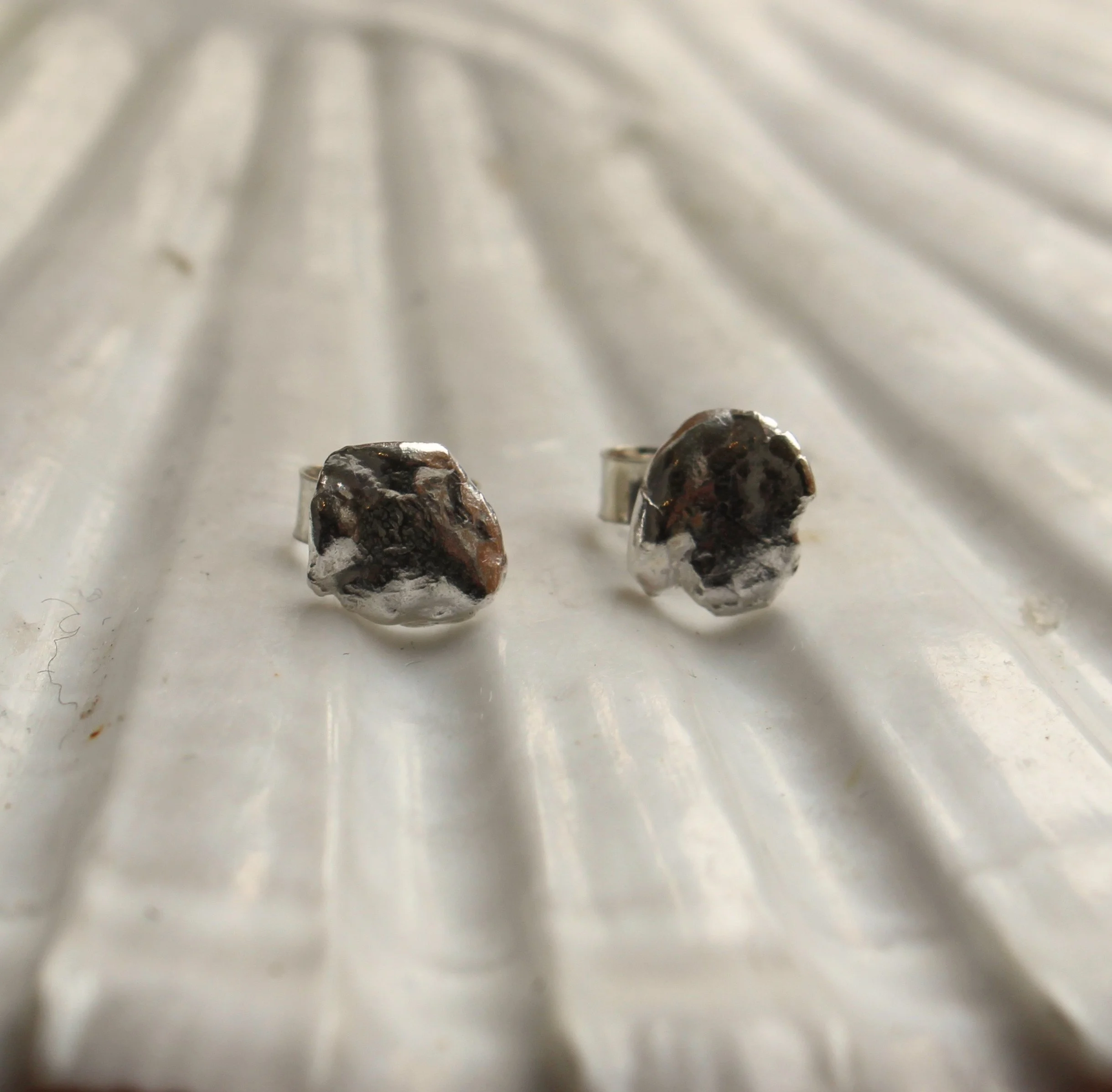 17_04 water drop studs 23 .jpg