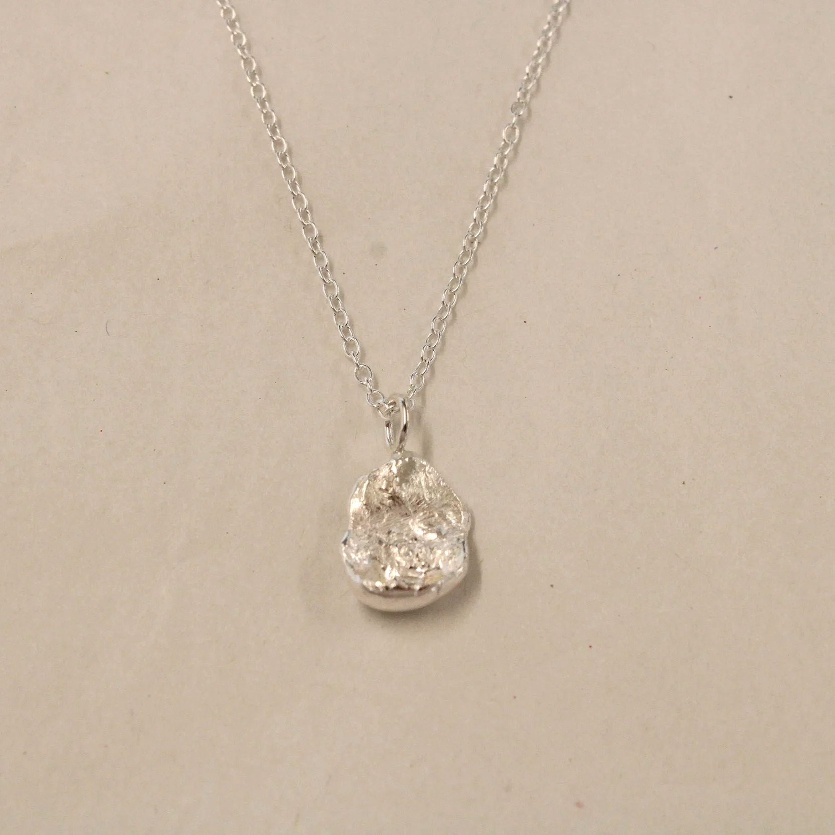 Water+Cast+Necklace+4.png