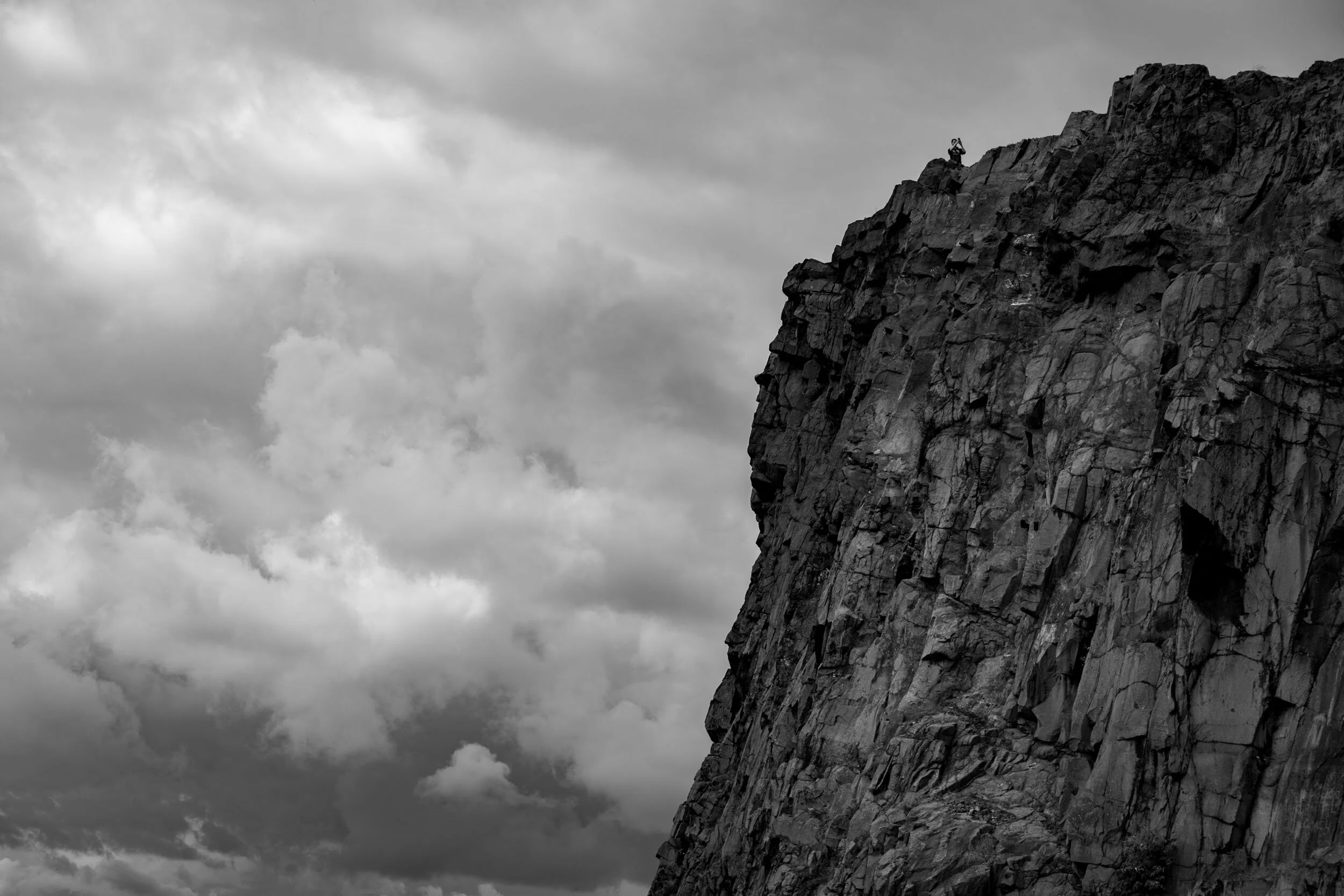 Edinburgh - Arthurs Seat.jpg