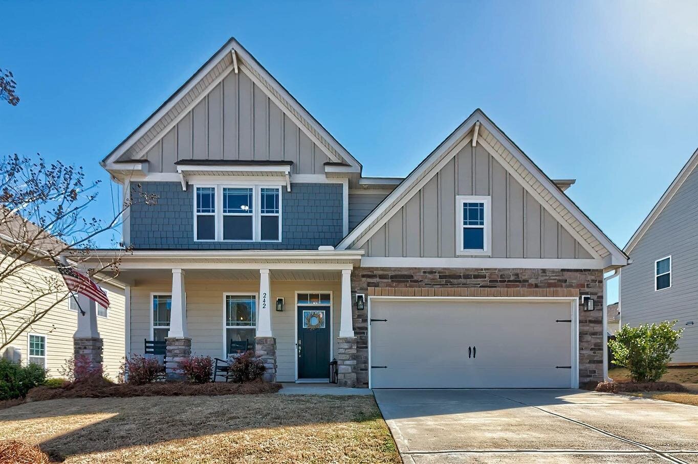 Amazing new listing! 4 beds / 3 baths 3123 SF | $480,000
.
Offering a prime Lexington, SC location convenient to shopping, dining, schools, and I-20, this neighborhood is in the center of everything. Zoned for sought after schools Midway Elementary, 