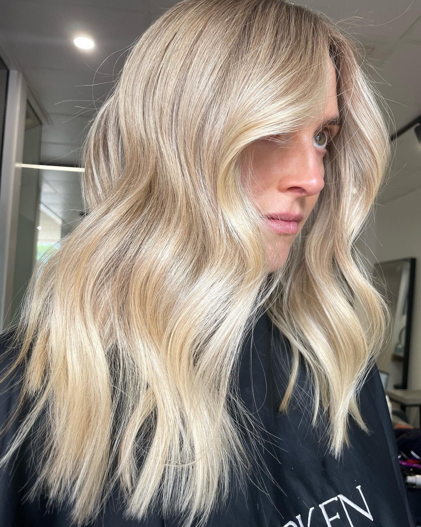 When it comes to blondes sometimes it&rsquo;s nice to be Vanilla 🤭

Blonde By @jess_studiolioness 💕