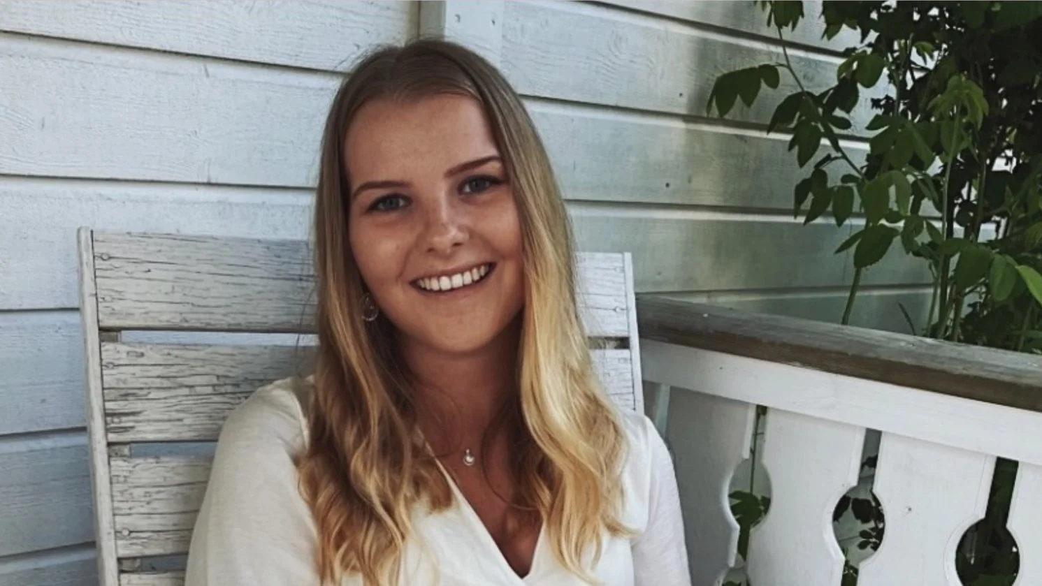 Caroline2.jpg
