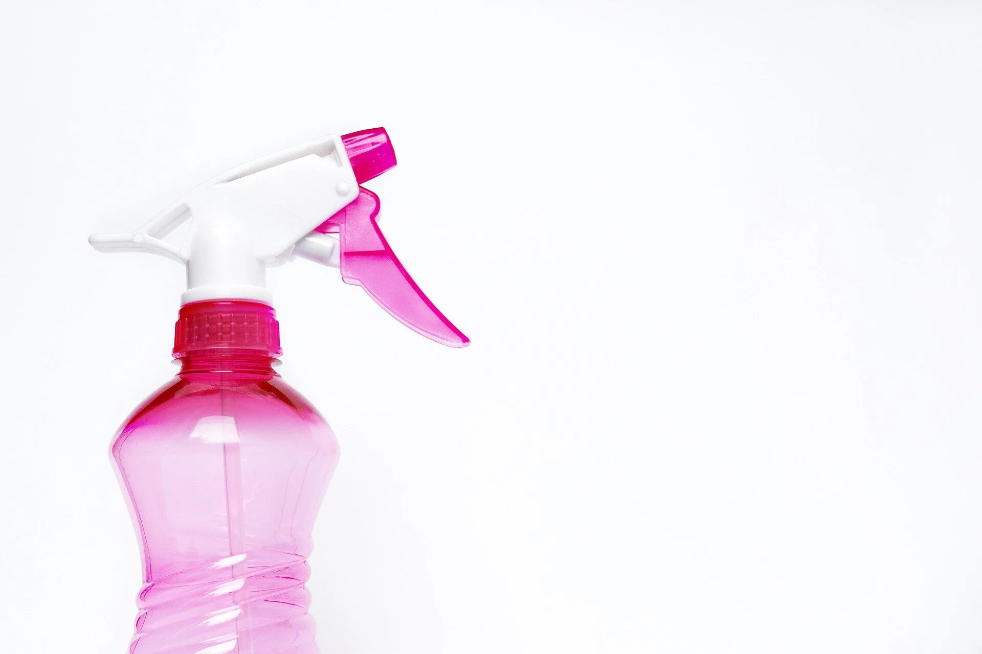 September 8, 2021: Cleaning products that claim to be "natural" are not always!