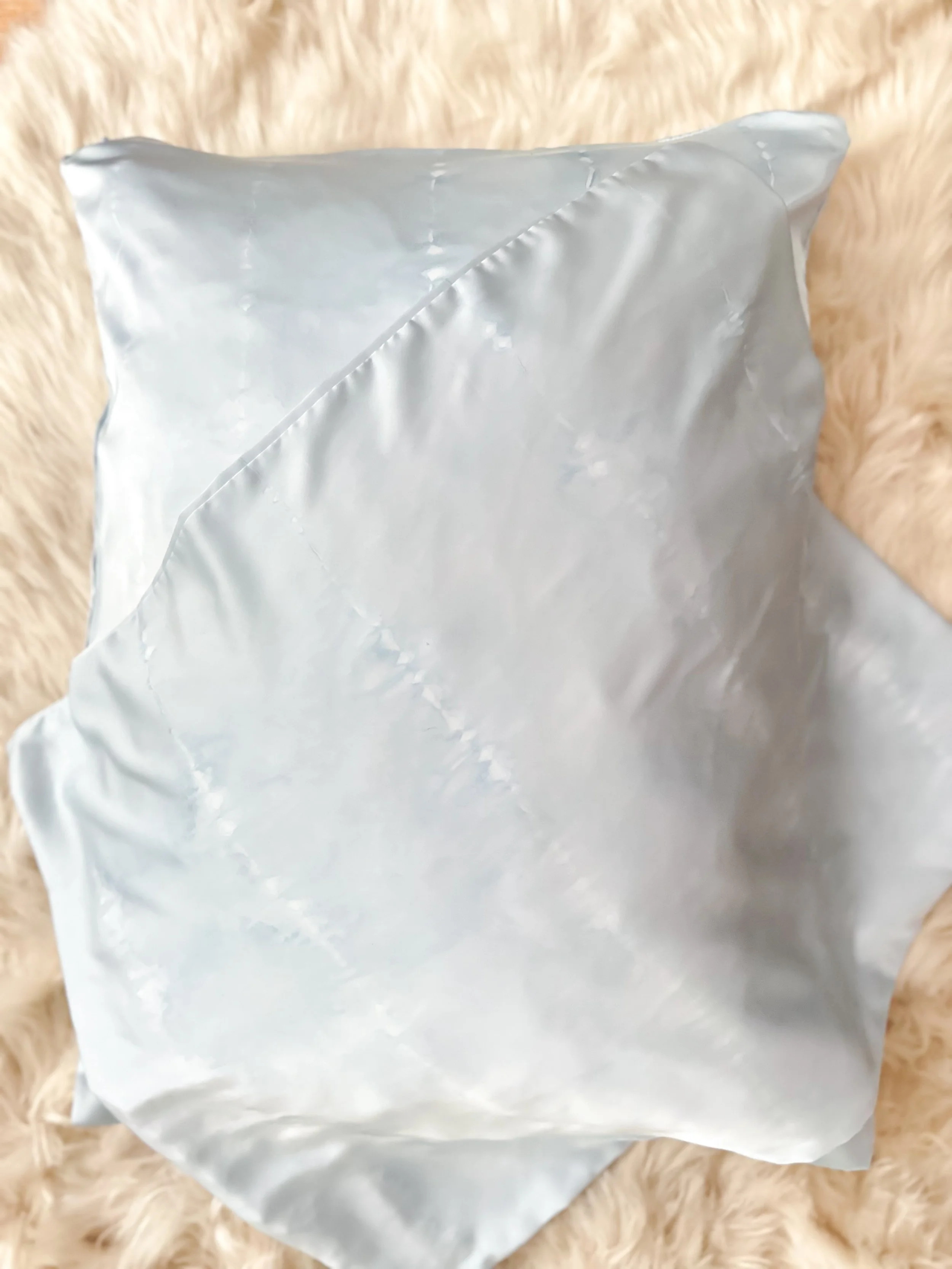 100% mulberry silk pillowcase, hand-tied, hand-dyed, standard size, hidden zipper. Beneficial for hair and skin health, breathable and hypoallergenic for better sleep. Small-batch made.