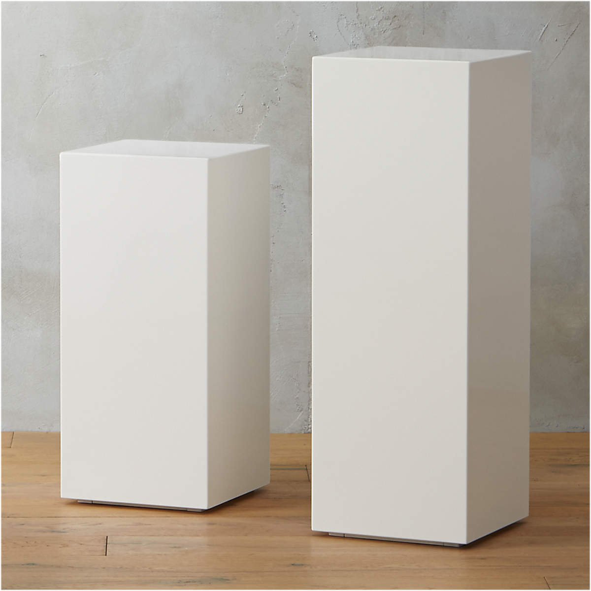 CITY SLICKER TALL PEDESTAL TABLE