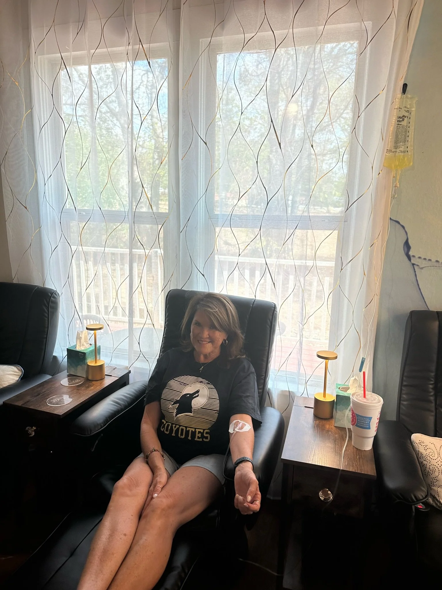 Mom getting a motherhood IV hydration at The Irenic Place in Aledo, Texas
