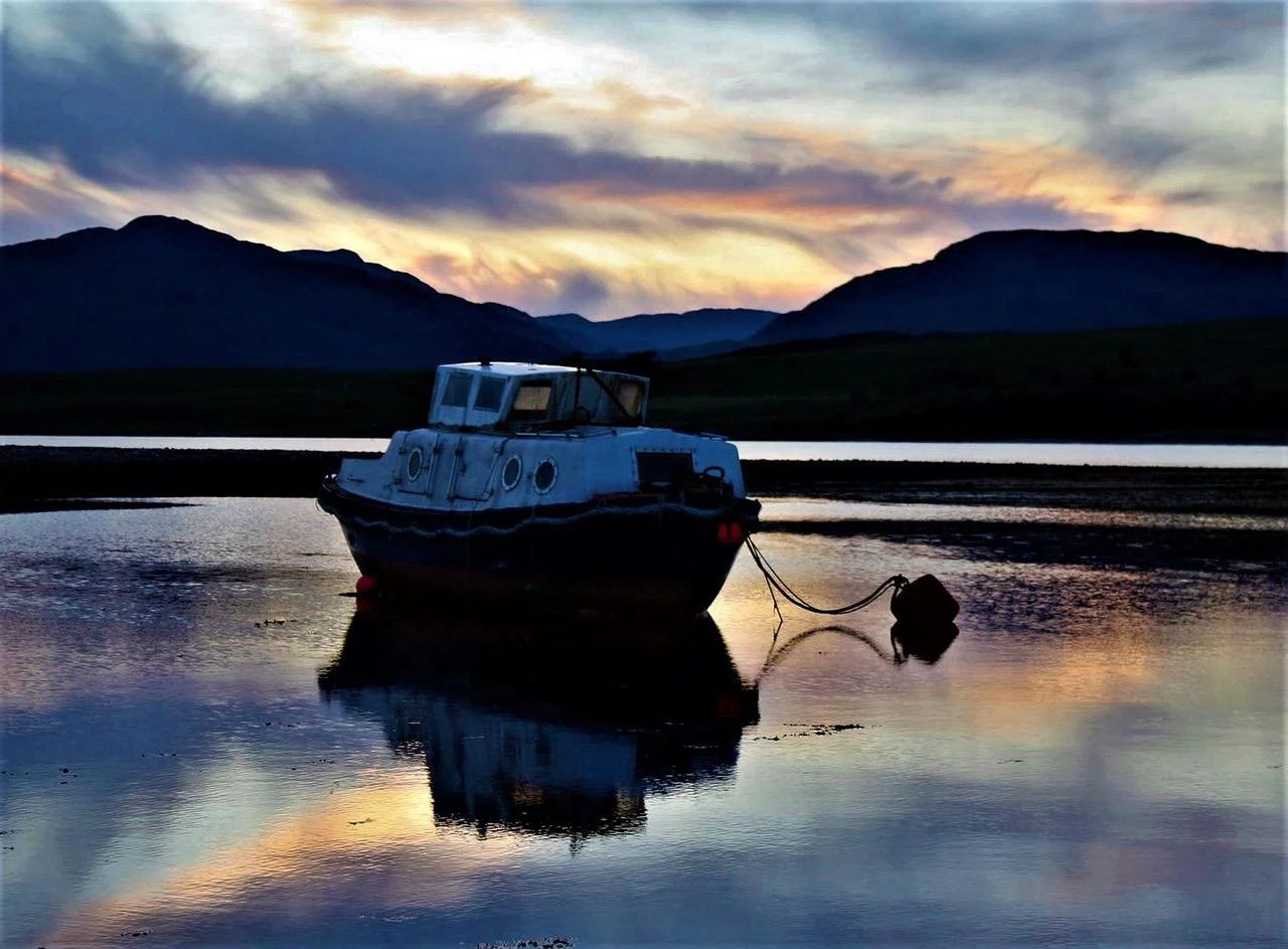 We can&rsquo;t wait to experience the magic of Scotland. To explore a few of the 900 islands, boats will figure prominently in our itinerary.🏴󠁧󠁢󠁳󠁣󠁴󠁿🛳️🏴󠁧󠁢󠁳󠁣󠁴󠁿⛴️🏴󠁧󠁢󠁳󠁣󠁴󠁿

#scottishisles #boattravel #travelscotland