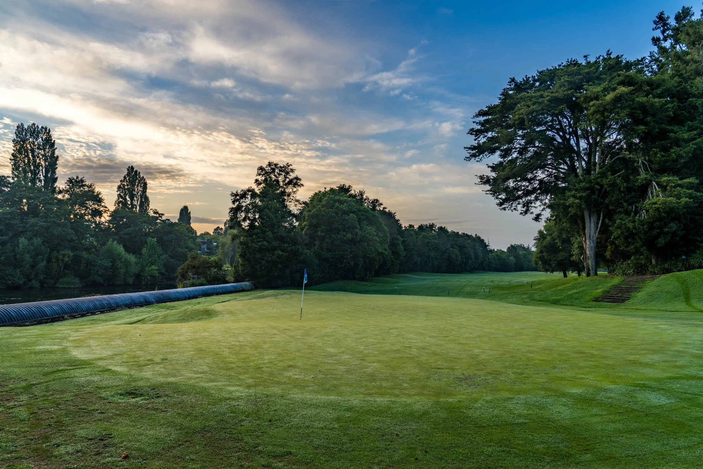 RJD01143-HDR.jpg