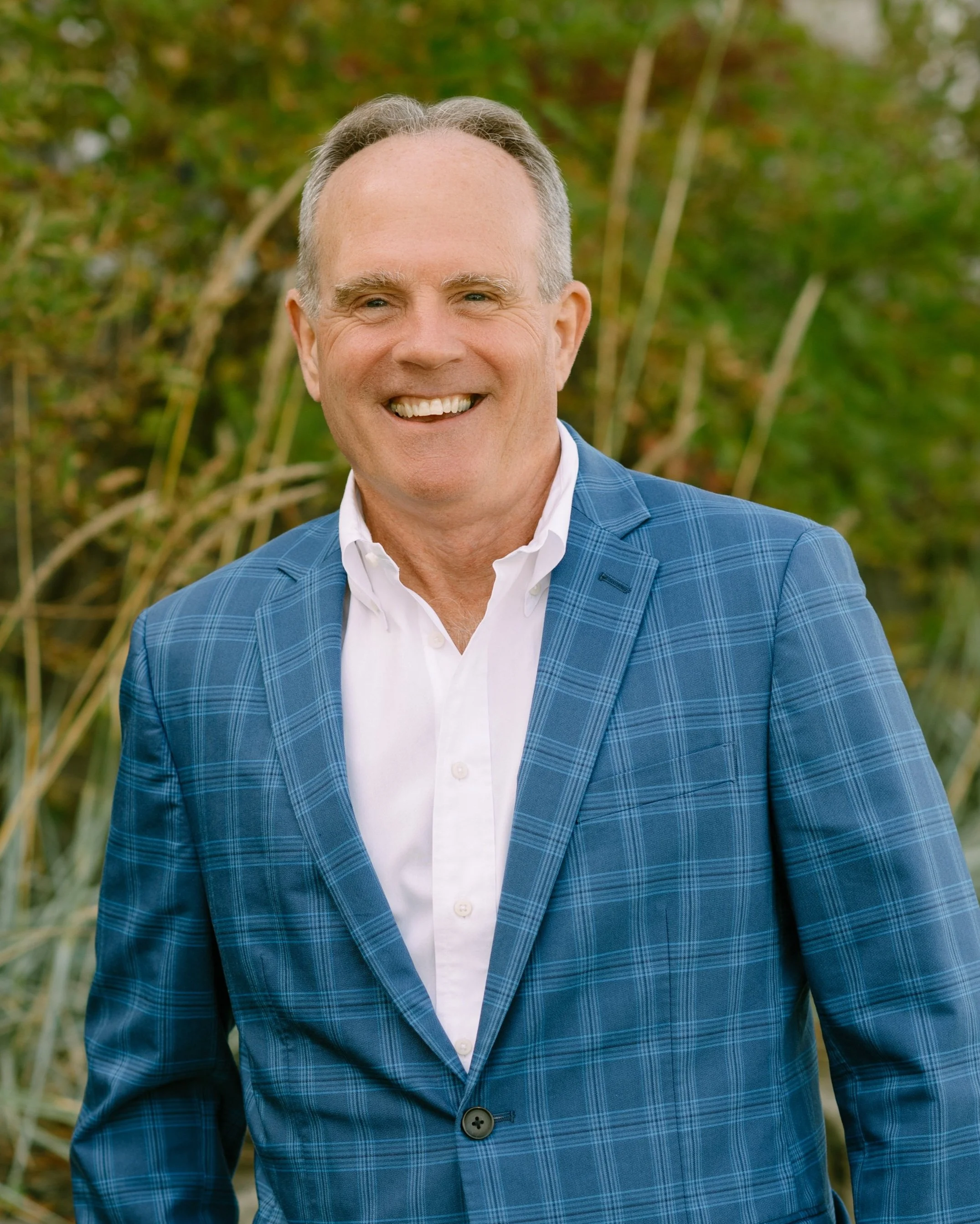 Wendell, Compliance and Accounting Specialist at Sterling Insurance Group, overseeing agency operations and financial controls with over 40 years of federal Medicare compliance and insurance contract management experience