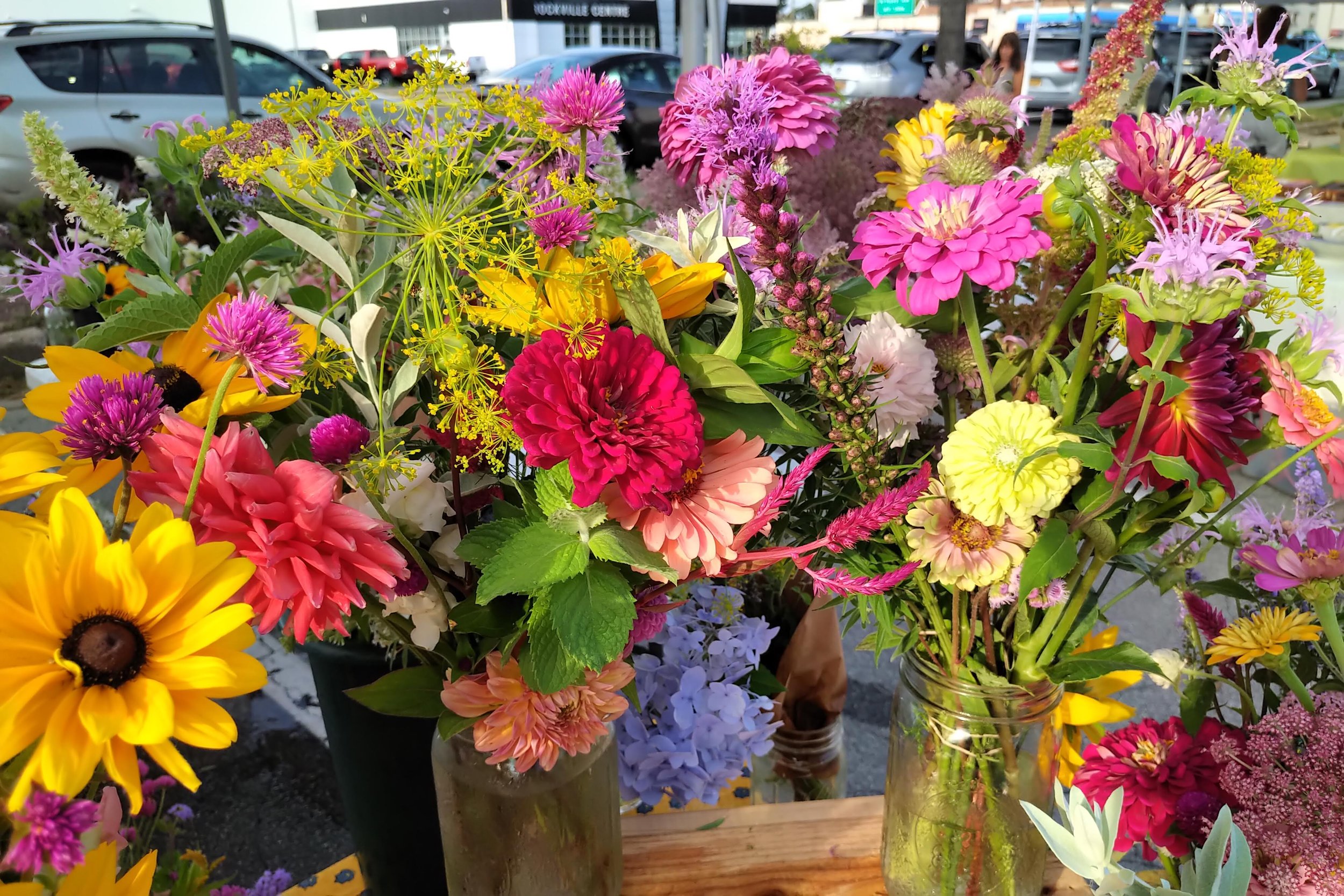 3 mix of bright shades bouquets.jpg