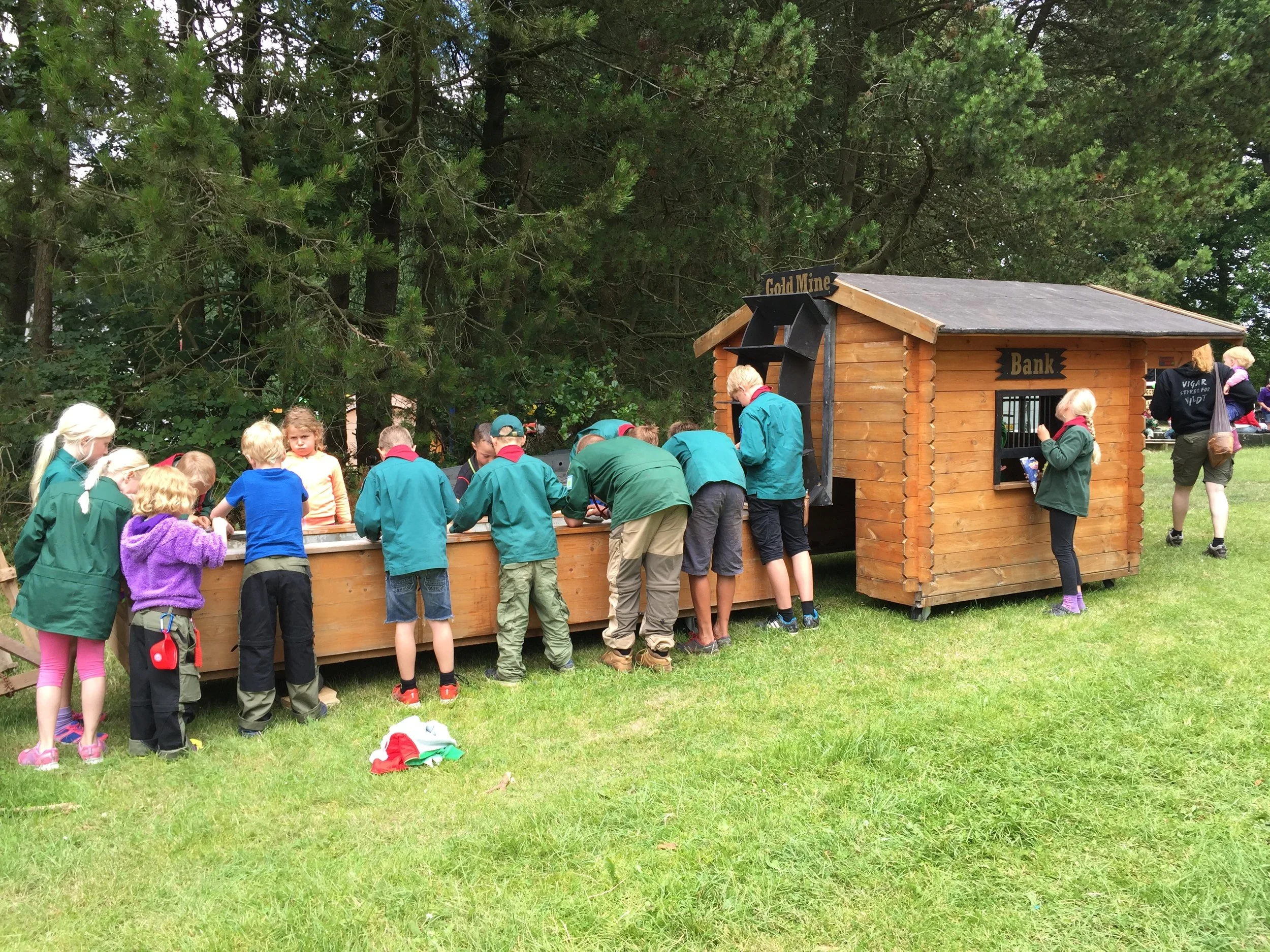 Goldmine og Western Bank