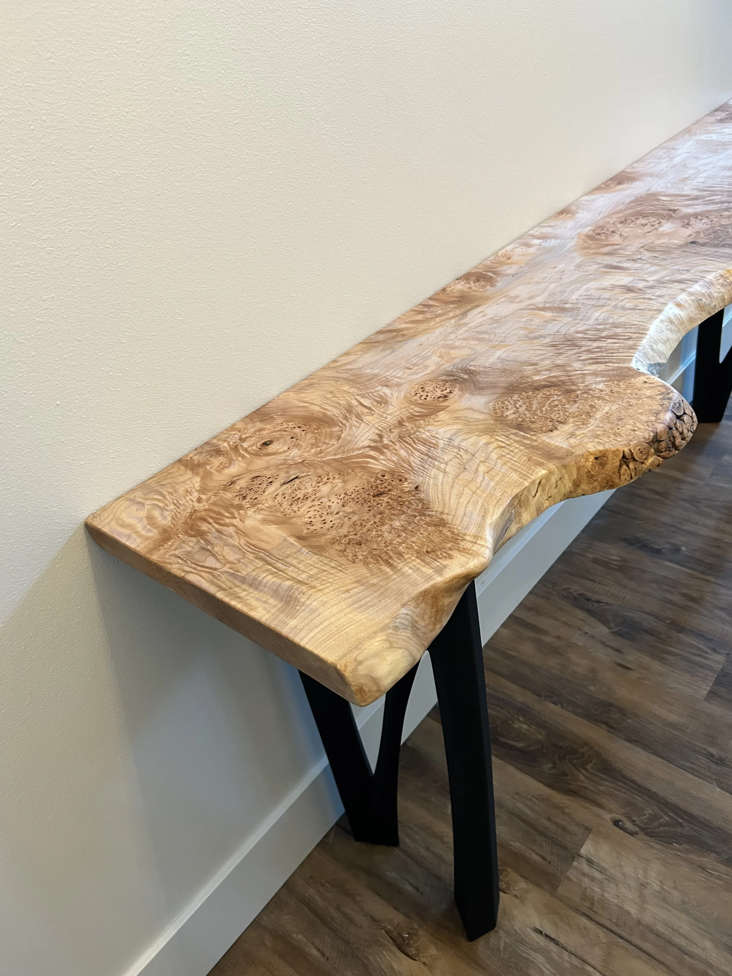 maple entry table