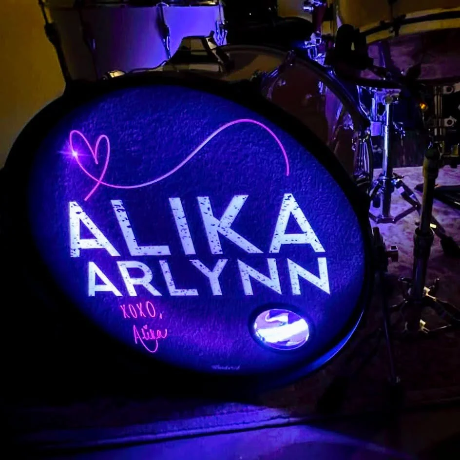 LED Drumhead for @alika_arlynn_music!

// #alikaarlynn #branding #stageart #leddrumhead #leddrums #drumhead #drumheadart #woodshed