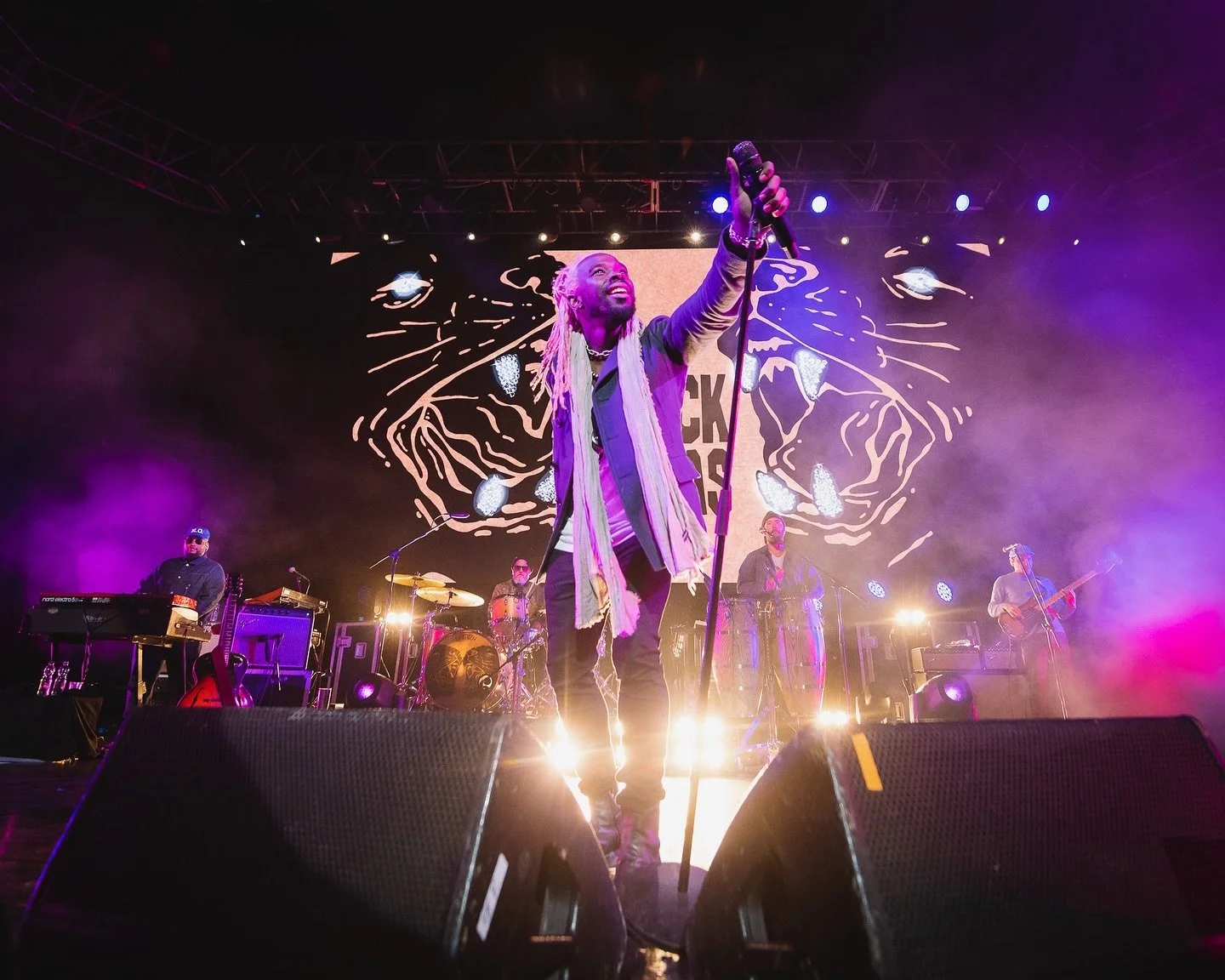 LED Video Wall Motion Graphics Designer // Woodshed Stage Art