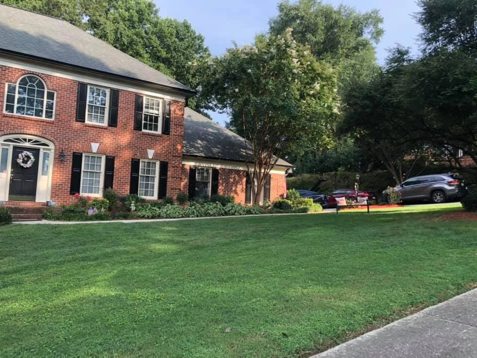 LawnService.jpg