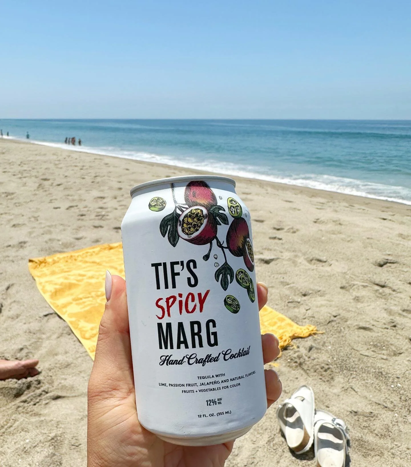 Where do you drink with Tif? 🍹🌊