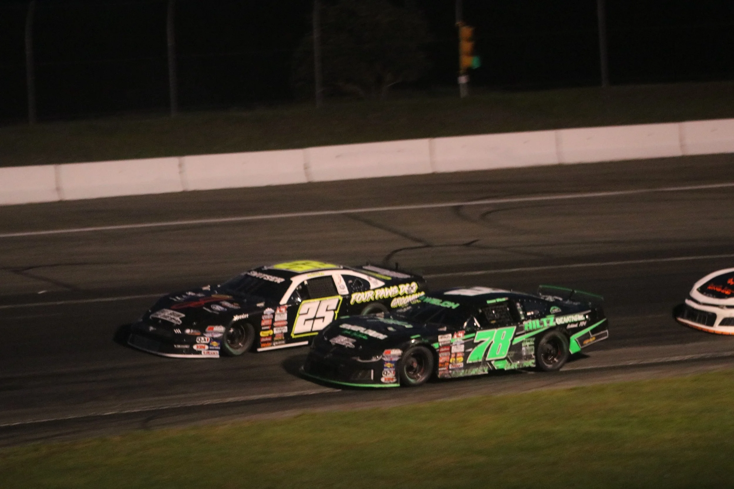 Switser and Baumgardner Get First Wins of the Season on Wicked Good Night