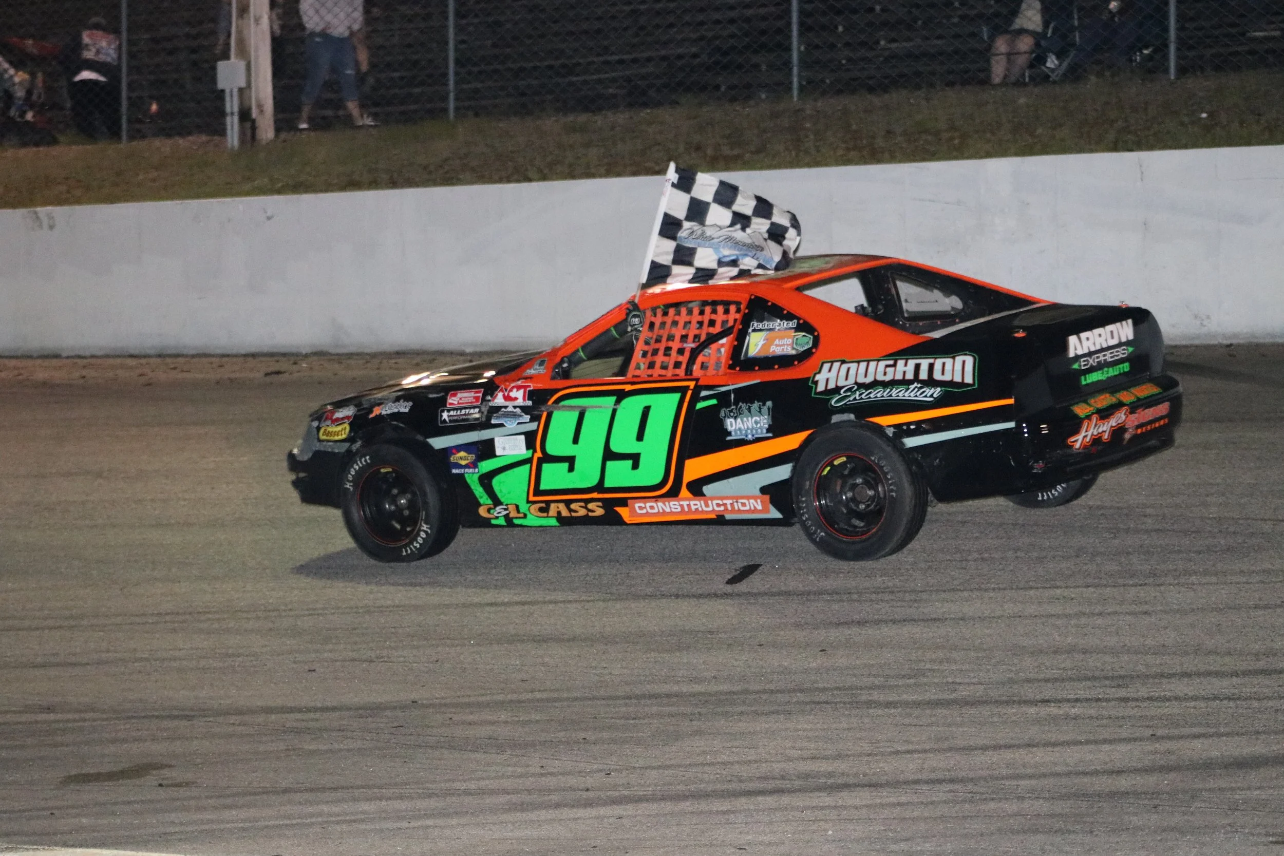 Last Time’s Roll Over is This Time’s Victor for McKenna Merchant in Strictly Mini Special!