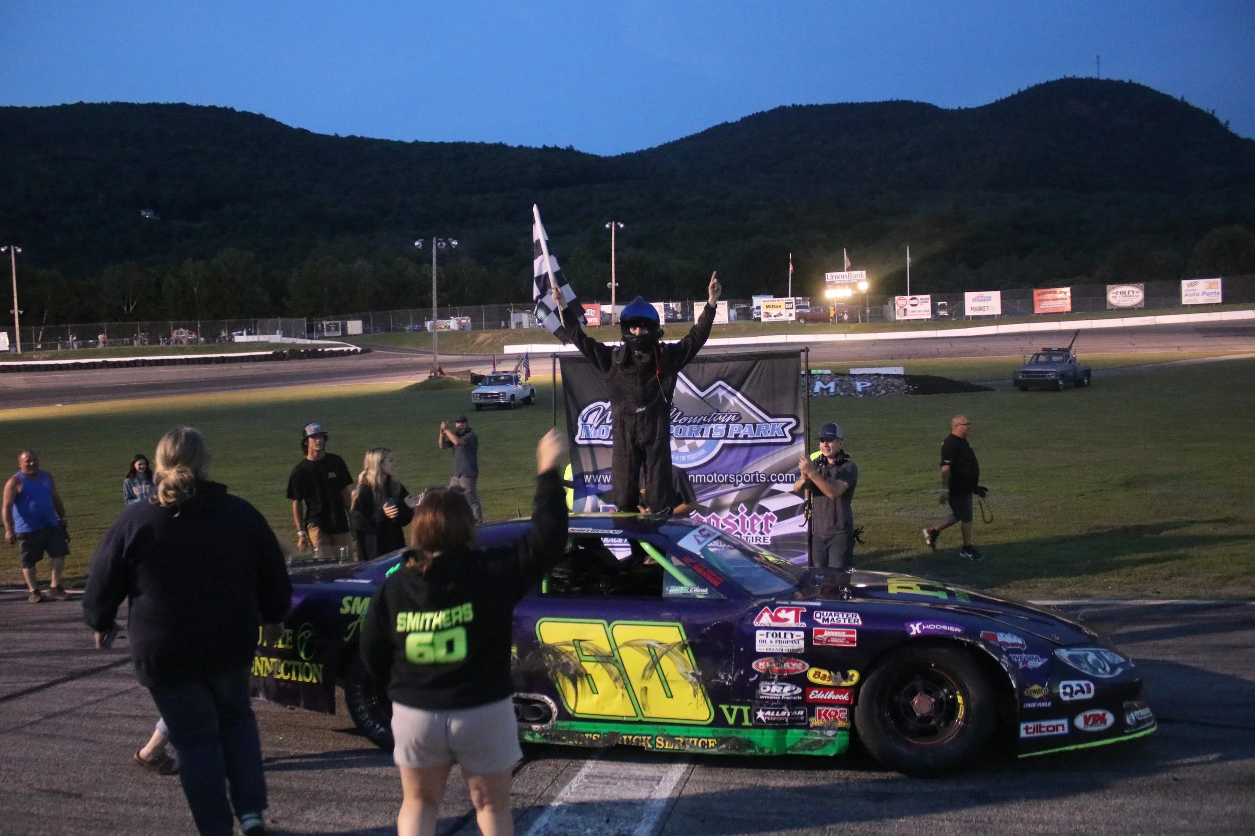 Rookie Thomas Smithers Earns 1st Win in Rowdy Late Model Affair at White Mountain