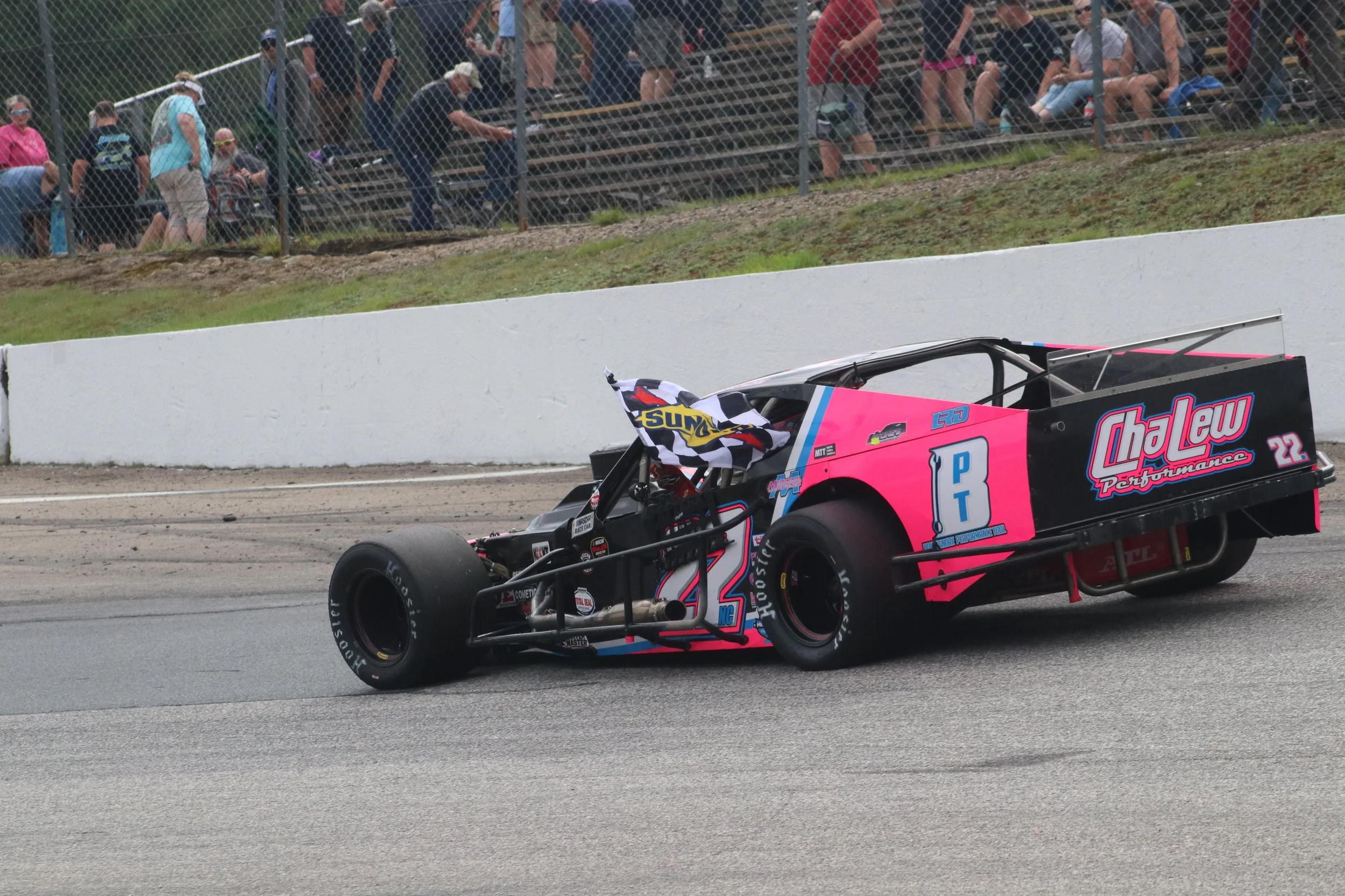 Kyle Bonsignore Snaps Winless Streak as Thunder in the Mountains Champion for the NASCAR Whelen Modified Tour