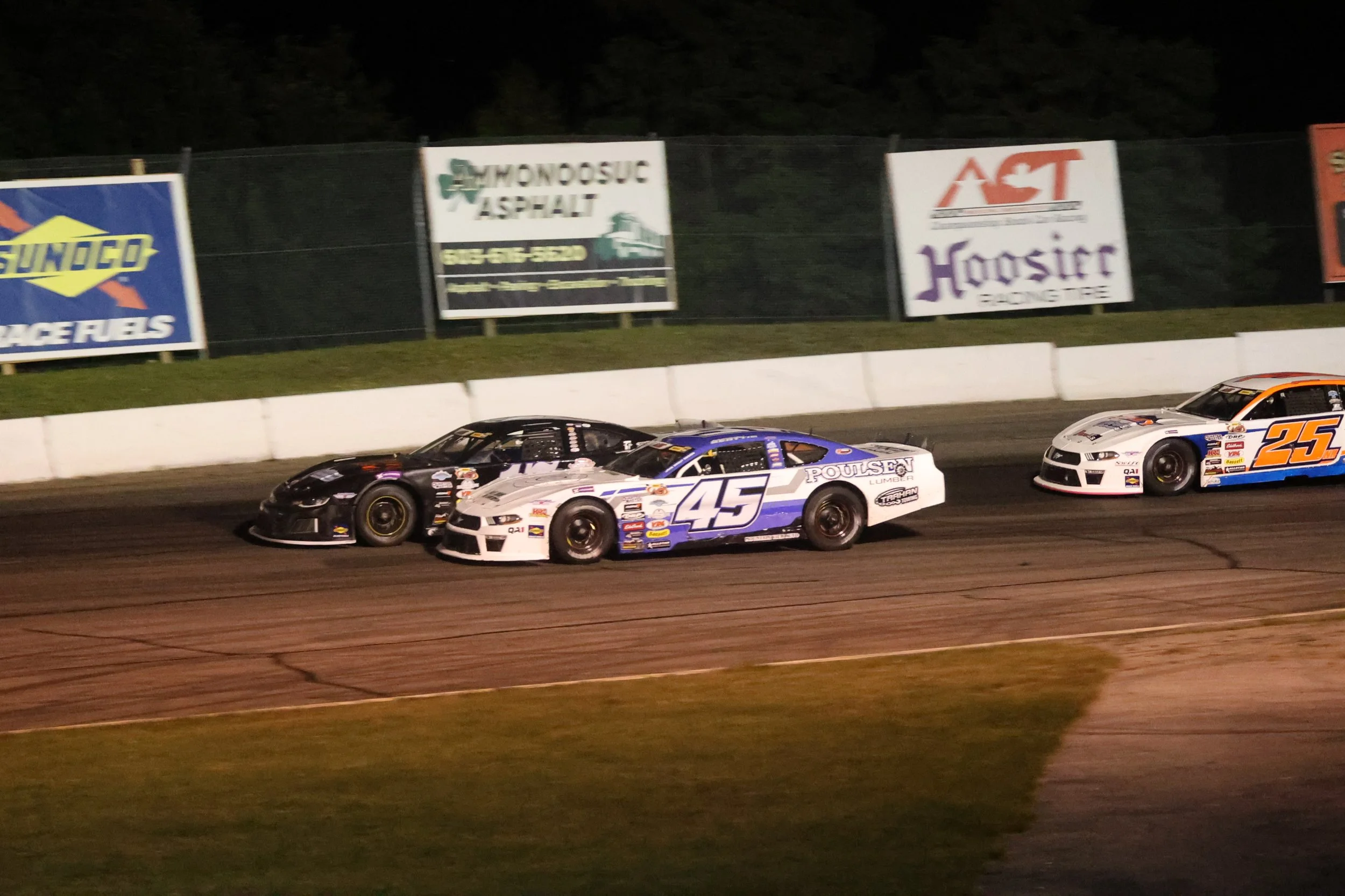 Wall’s Ford Platinum Series Comes Down to Leaf Peepers 100 this Saturday at White Mountain