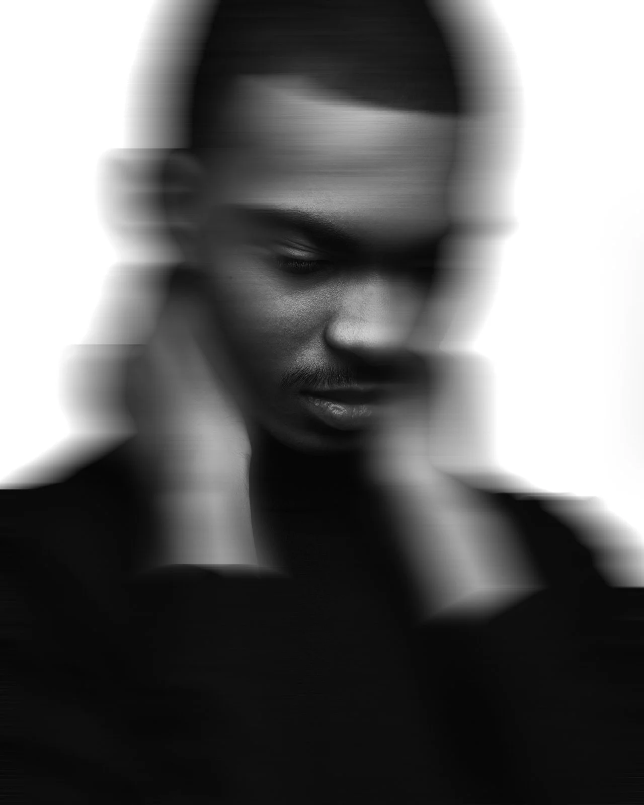 WINFREE8331_BLUR.jpg