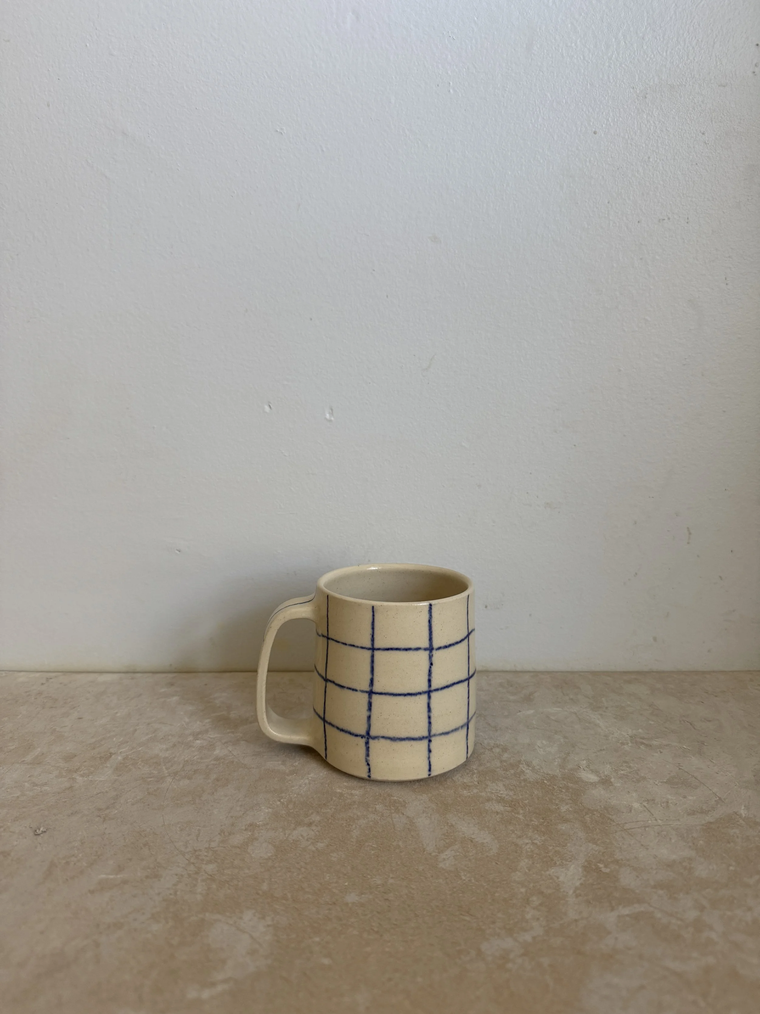 mug / blue grid 12oz