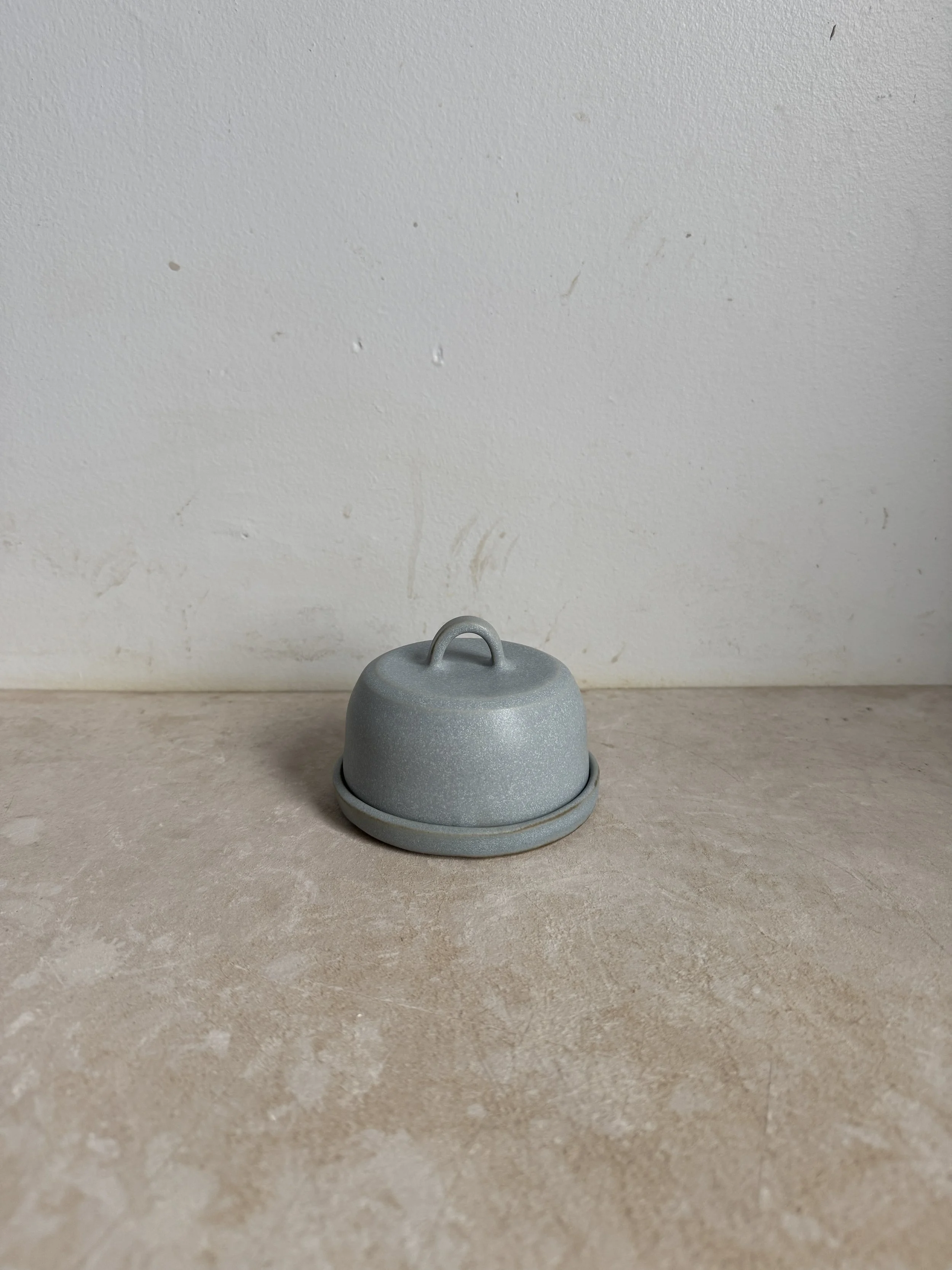 butter dish / light blue *second*