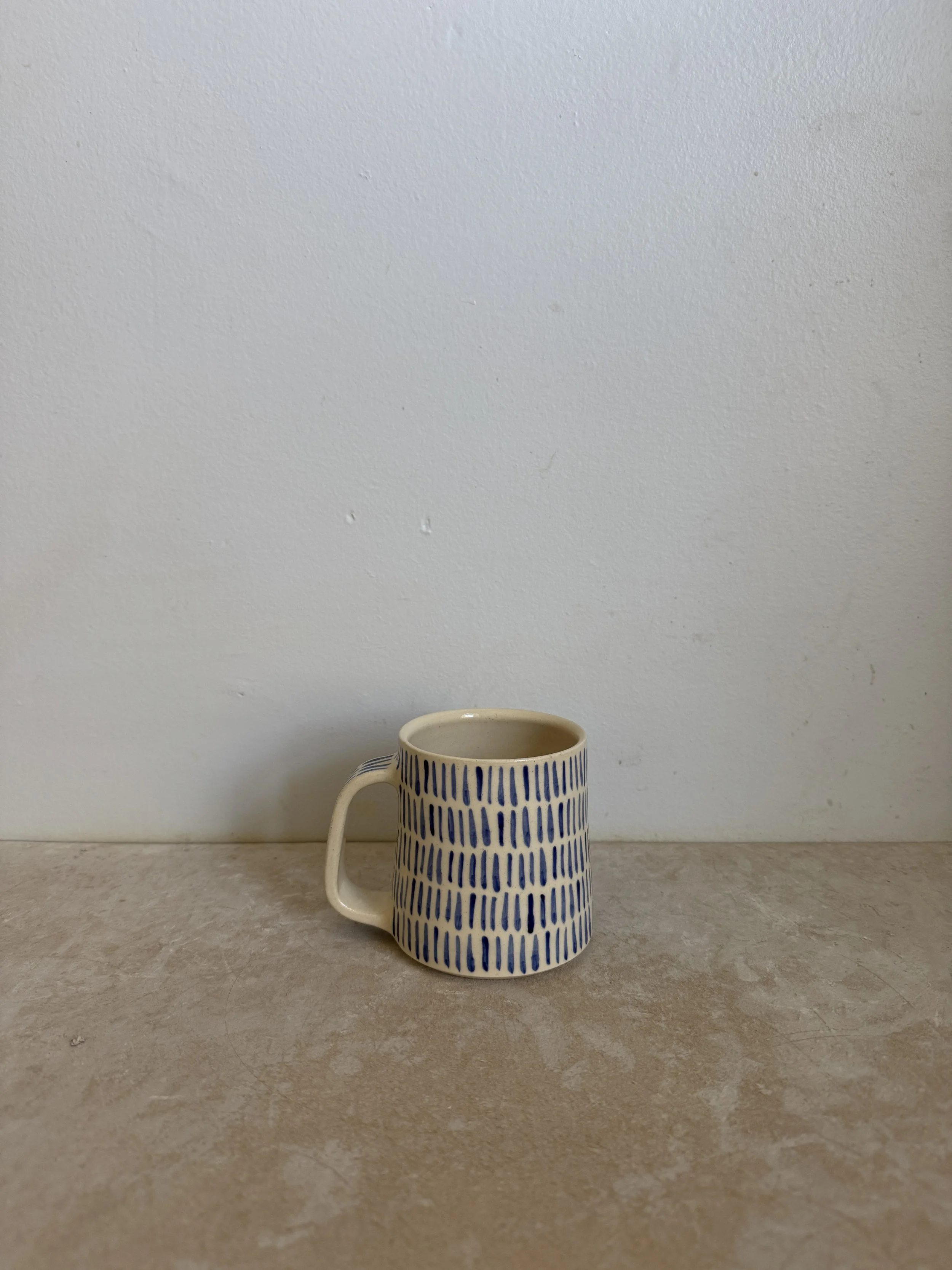 mug / blue lines 10oz