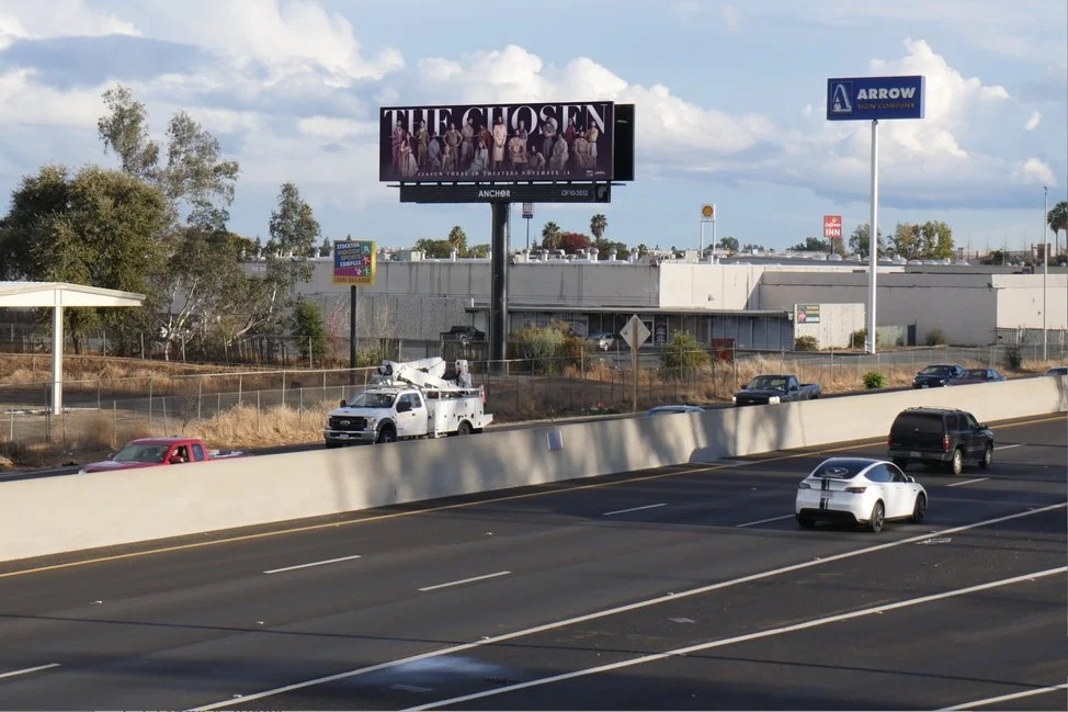 stockton-ca-digital-billboard-ej-ca-0011.jpg