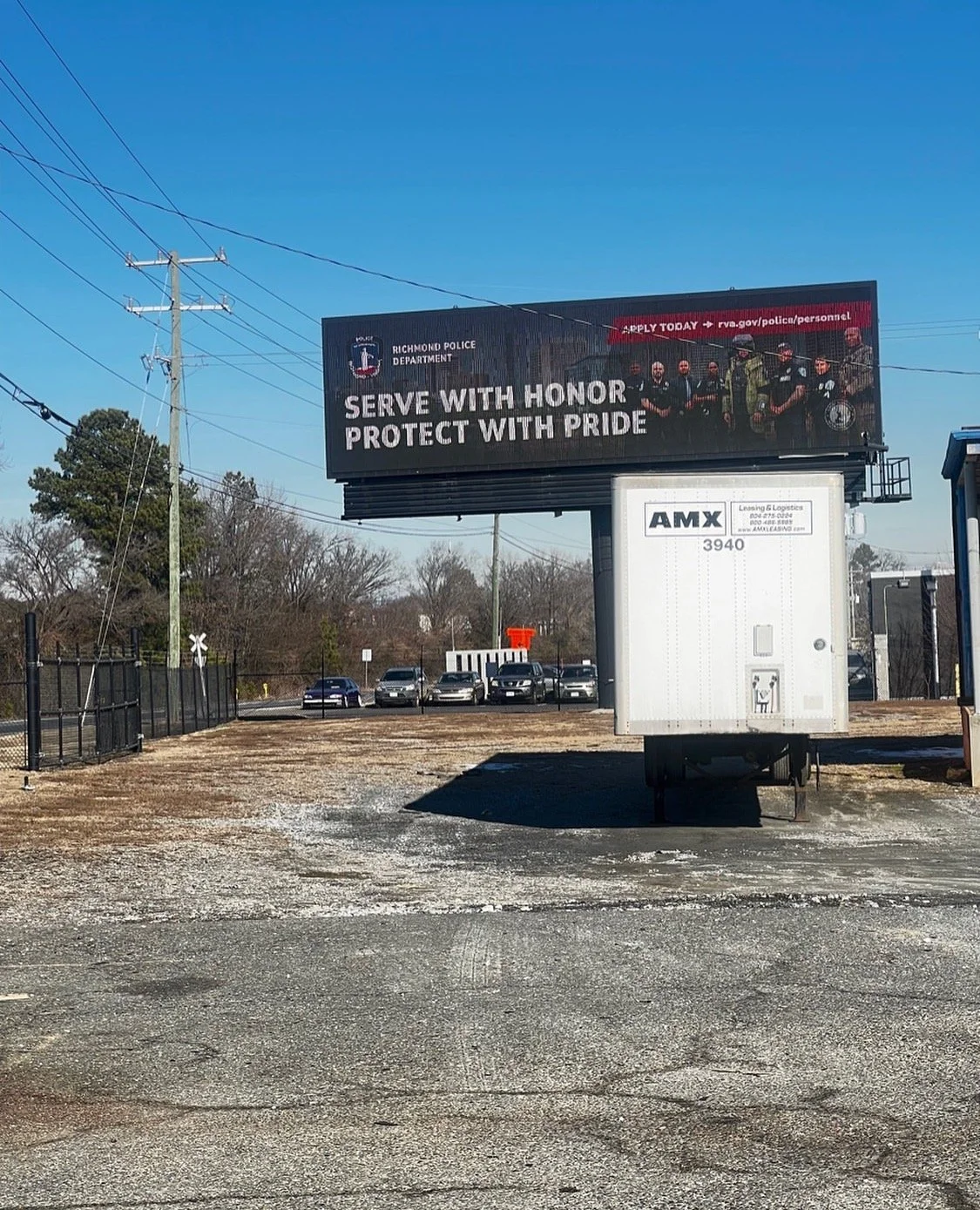 Promote your business with digital billboard advertising in Richmond, Virginia. Local business billboard packages start at $500 and offer high-visibility exposure along major commuter routes. We confirm billboard availability by ZIP code, assist with