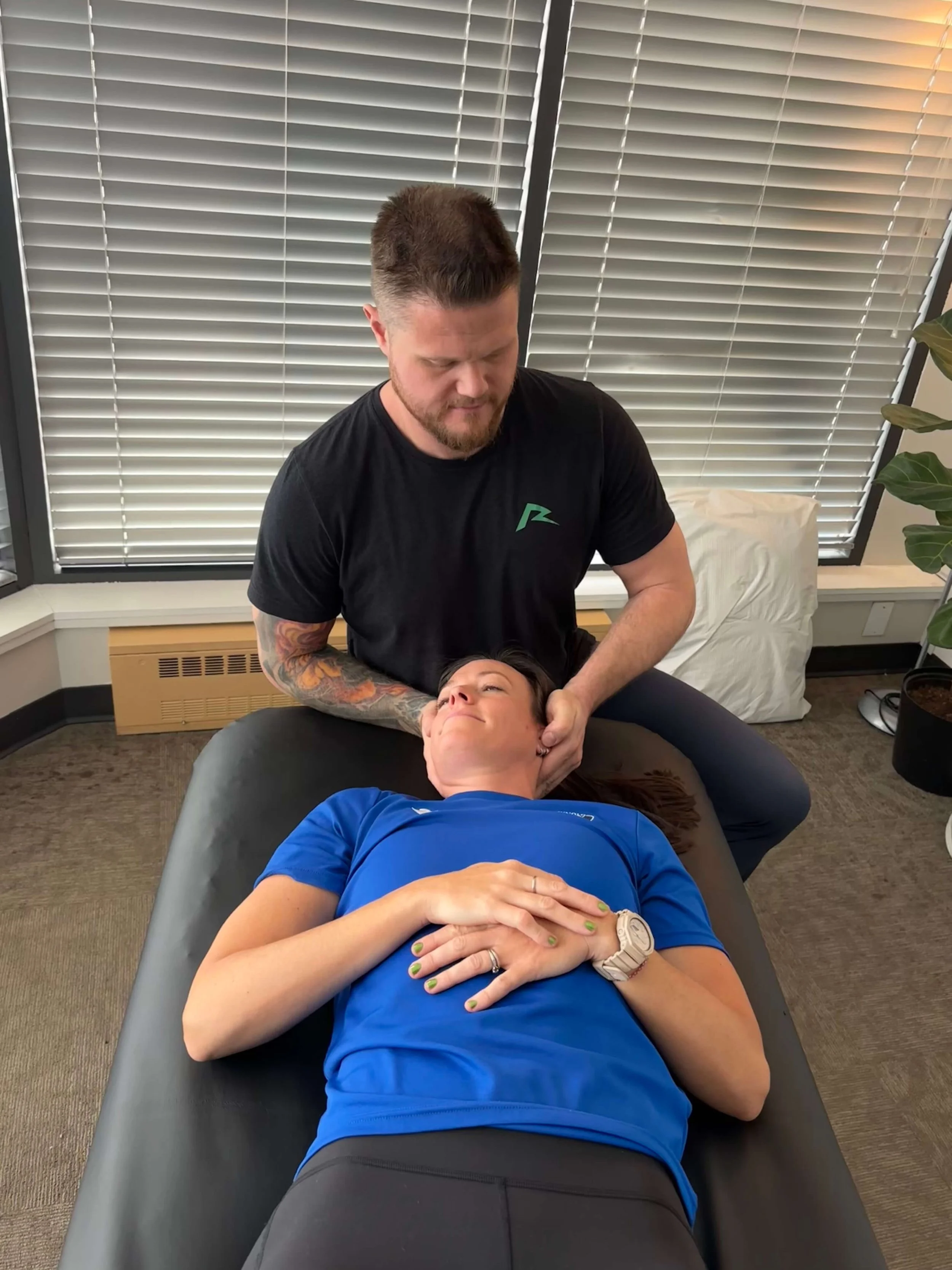 5 Simple Ways to Relieve Neck Pain
