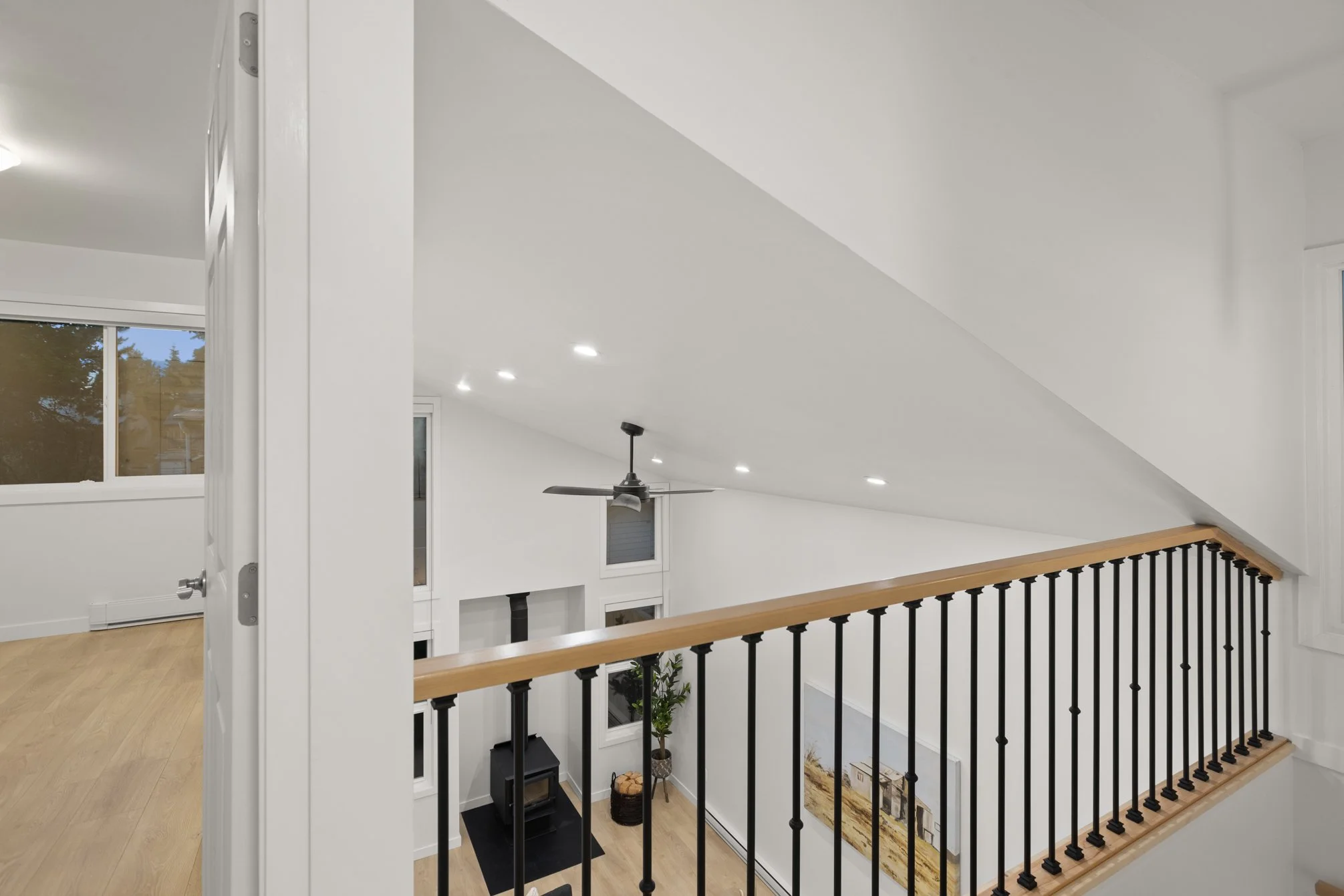 135 Springfield Dr - Twilight 32.jpg