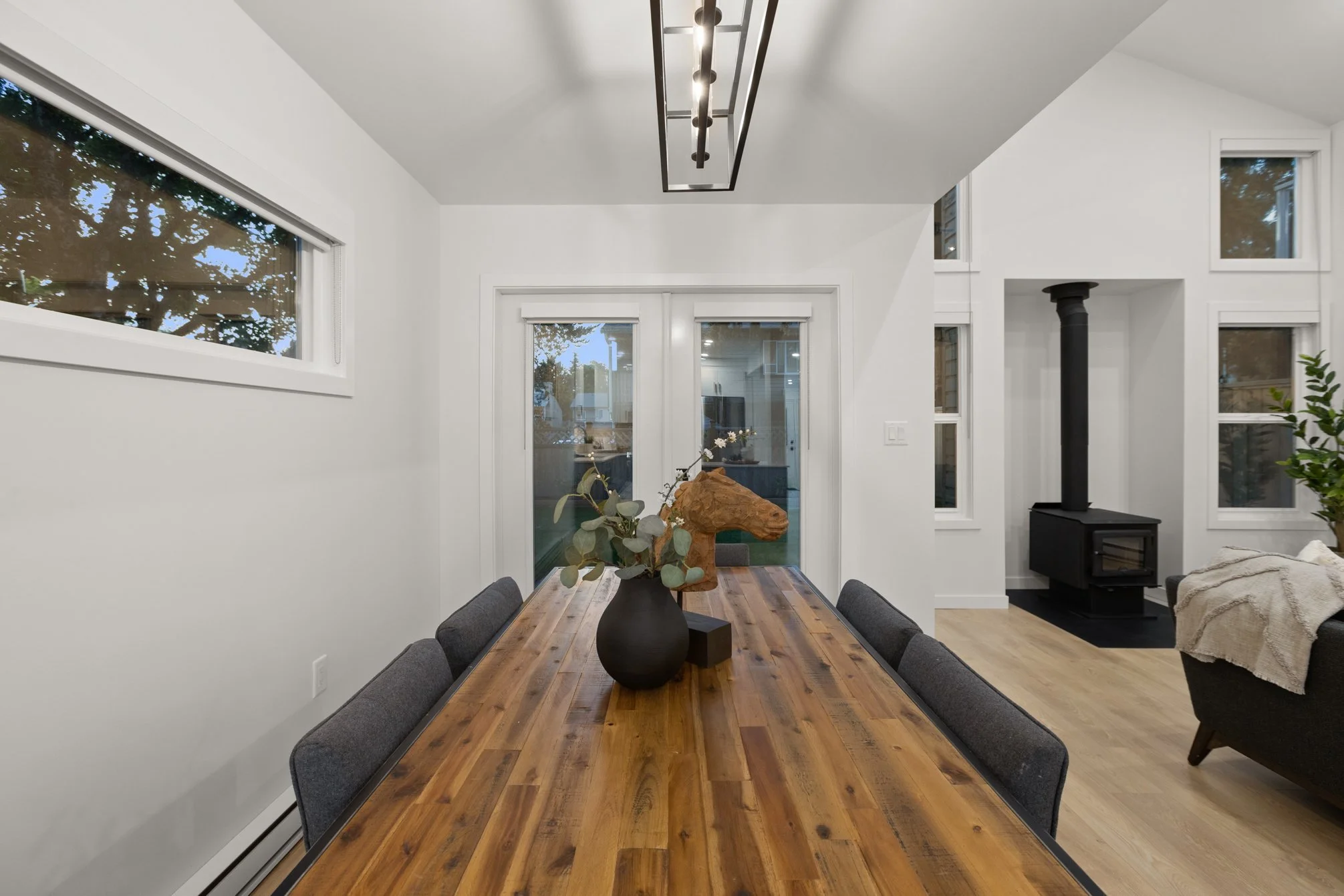 135 Springfield Dr - Twilight 14.jpg