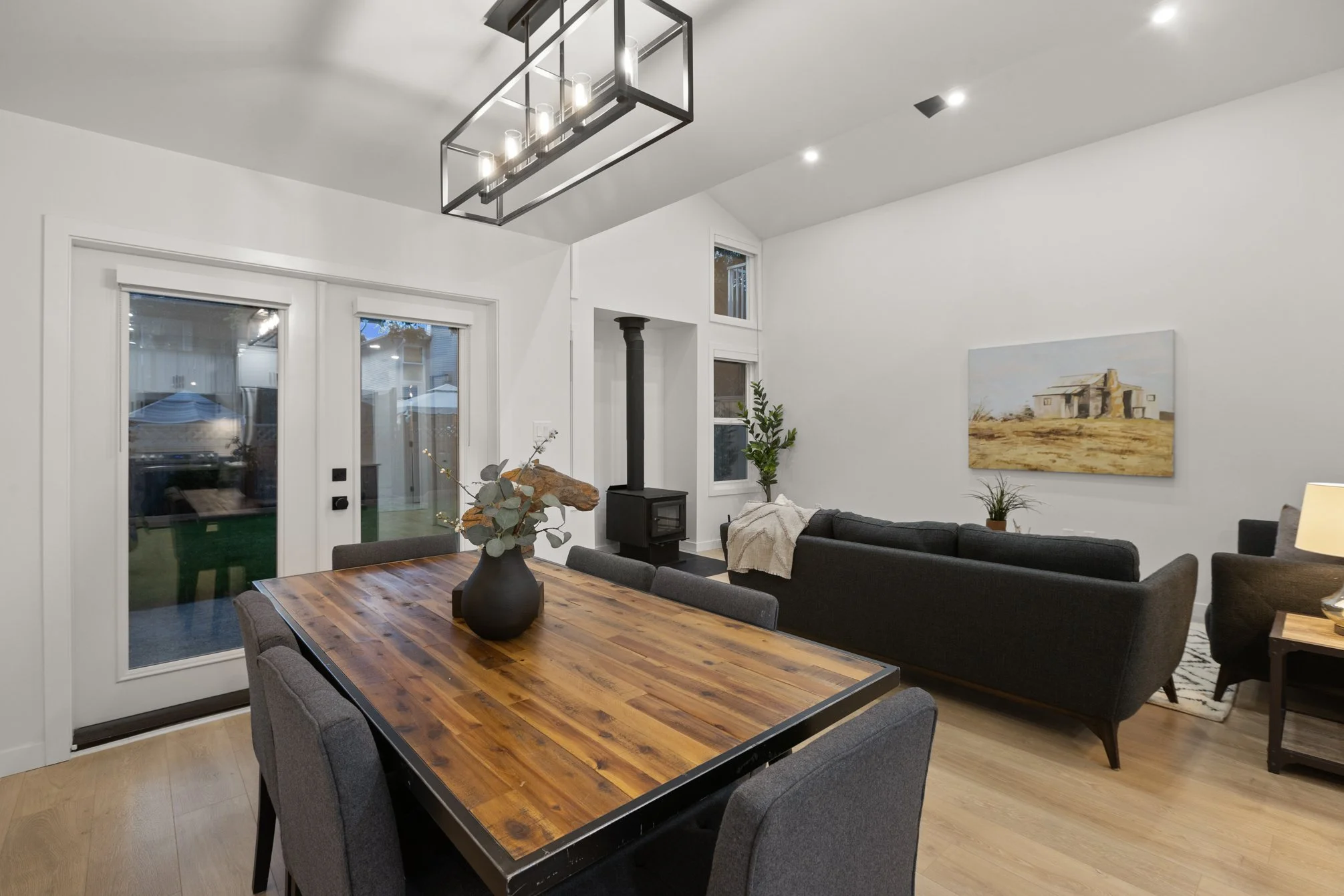 135 Springfield Dr - Twilight 15.jpg