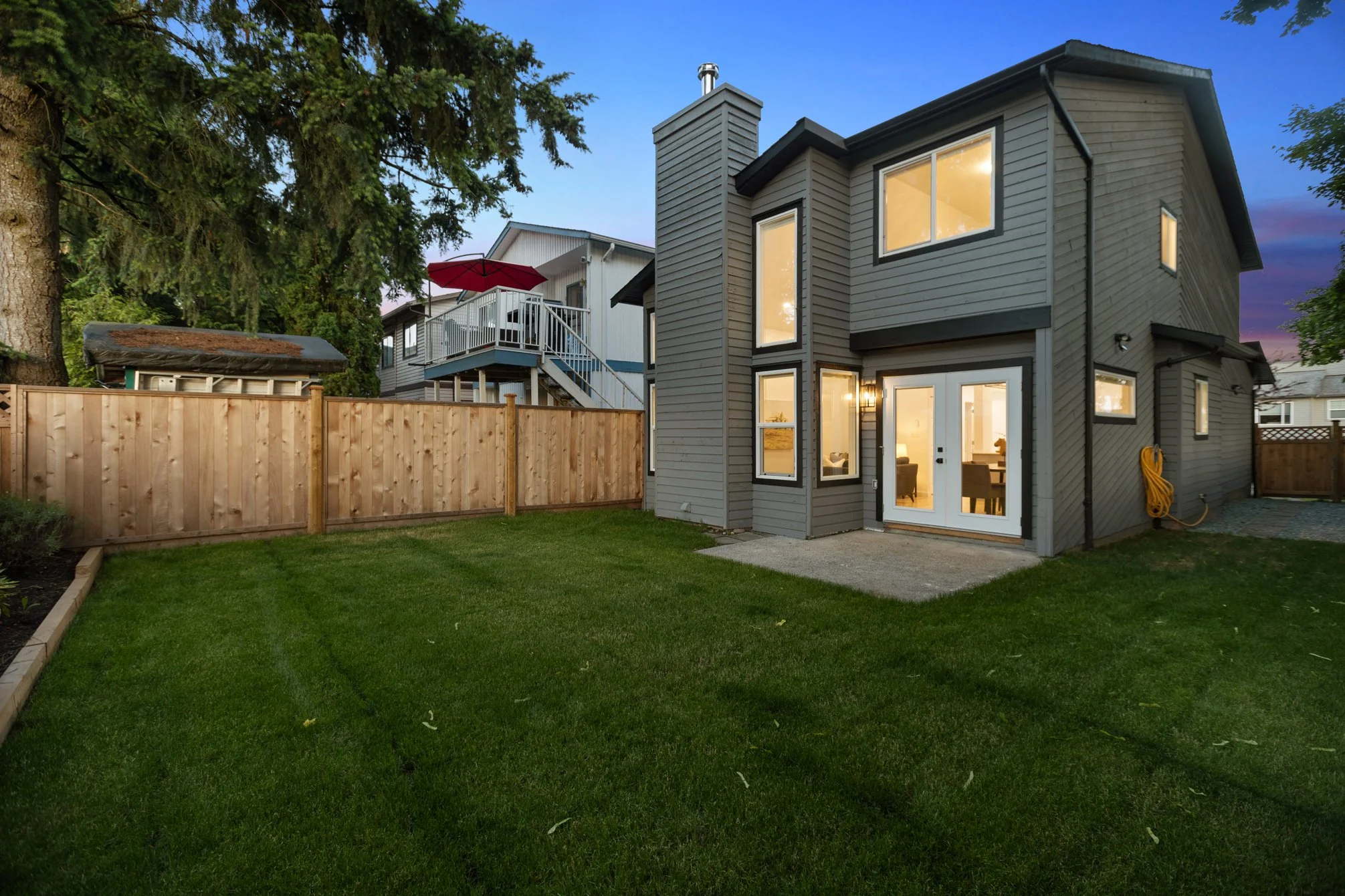 135 Springfield Dr - Twilight 34.jpg