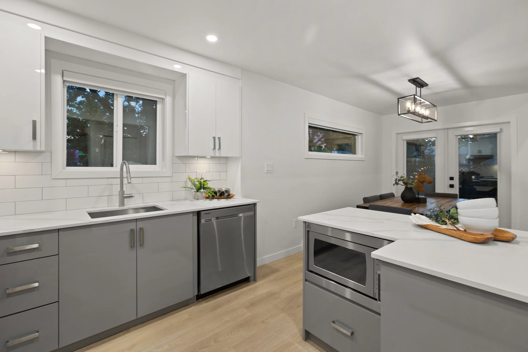 135 Springfield Dr - Twilight 20.jpg