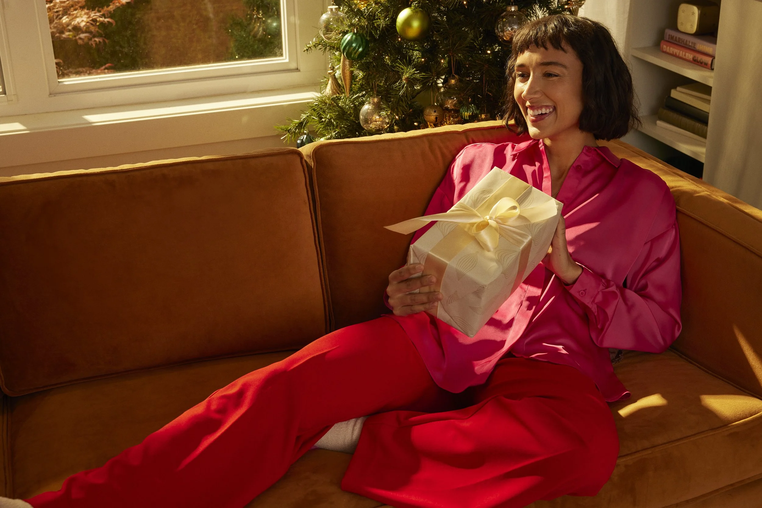 AfterPay_NA-UK_Holiday_05_GiftsForHer_00108_Tree.jpg