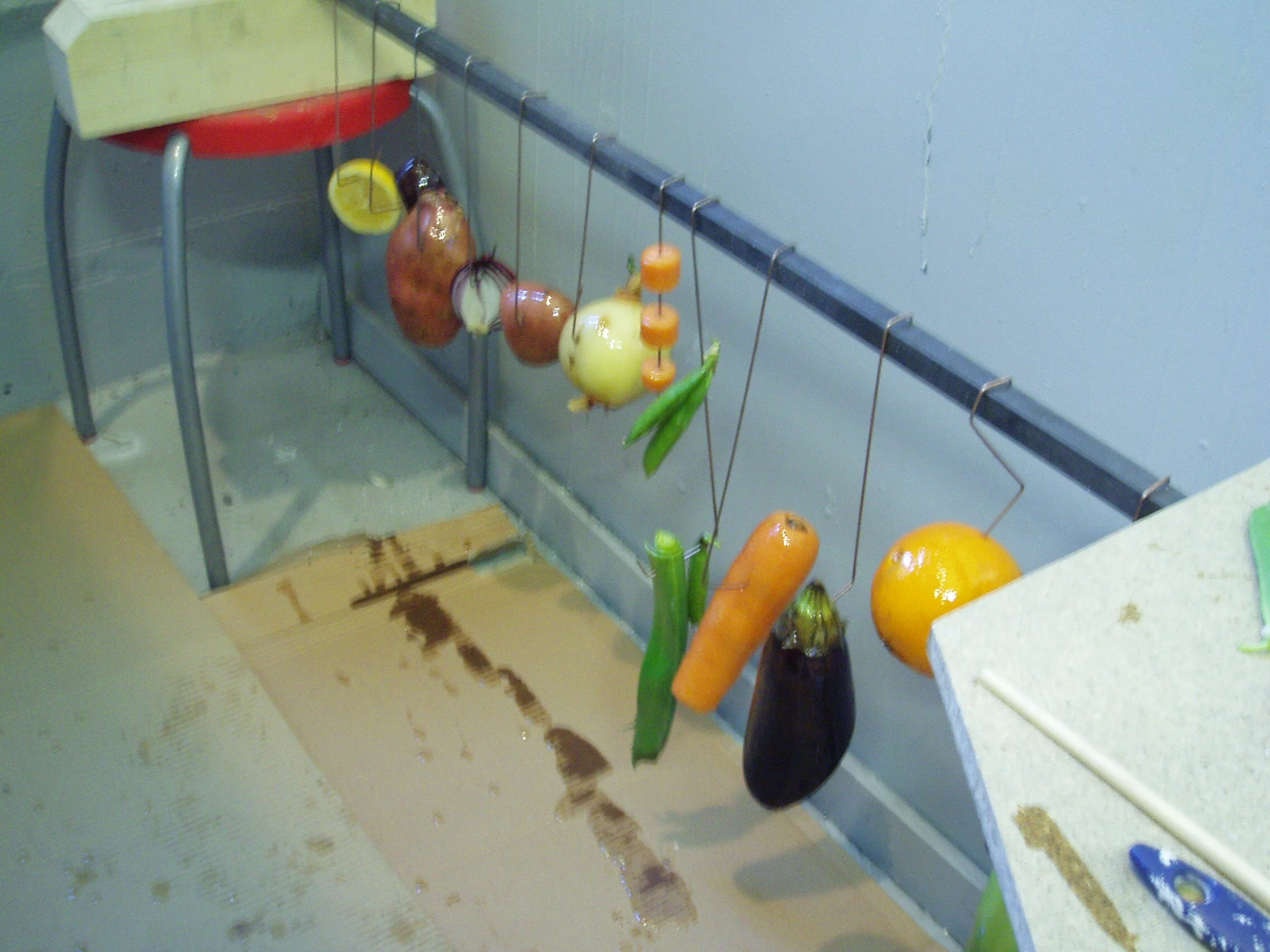 PLASTIC-FARM_RESIN-VEGGIES_08.JPG