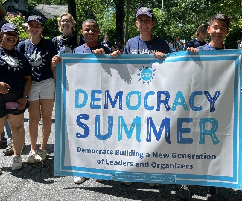 Do you know any high school or college students who are interested in learning how to get involved politically?

If so, please ask them to check out the Democracy Summer Program through Congresswoman Mary Gay Scanlon's office. The application deadlin