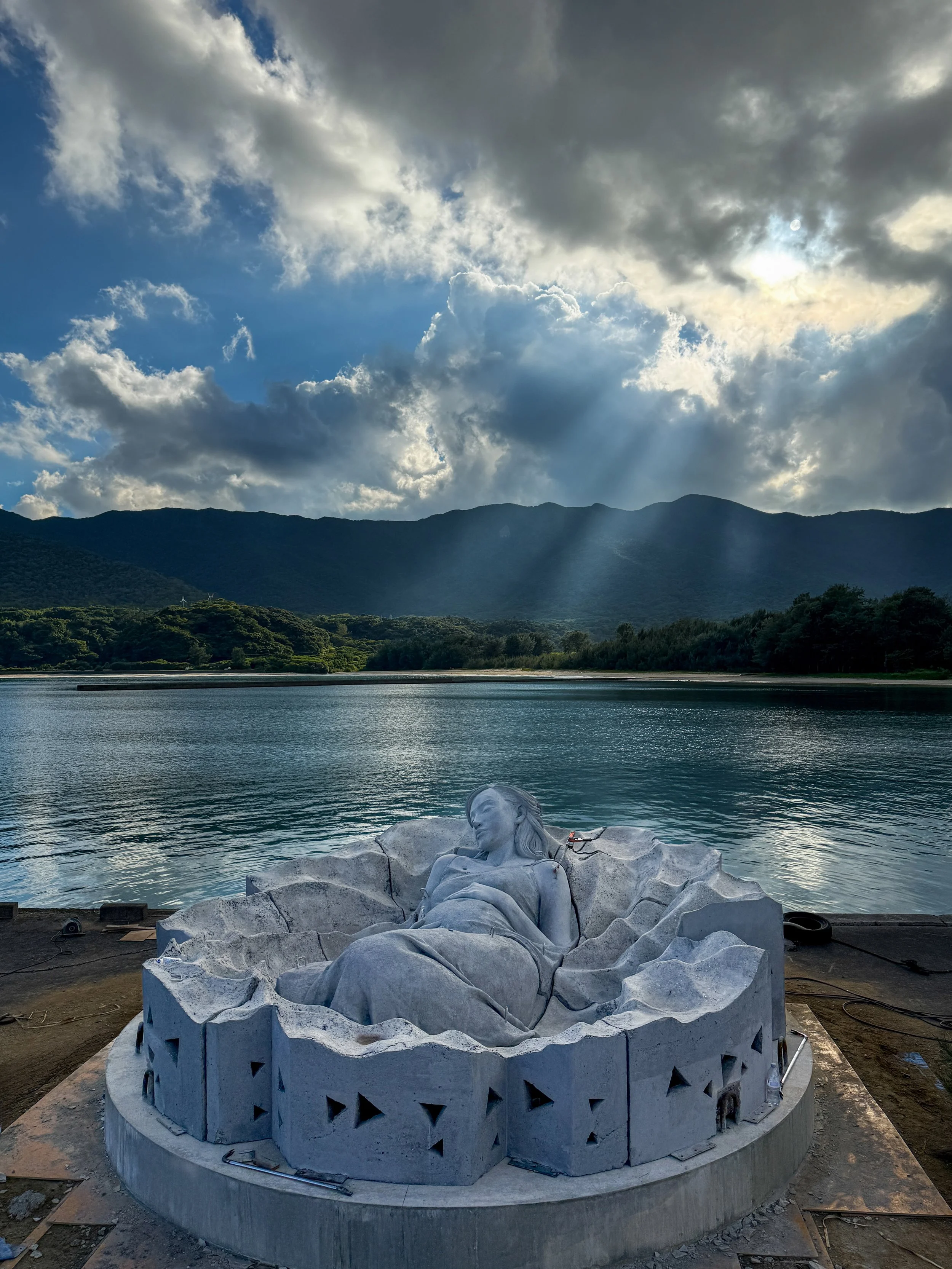 37Jason-deCaires-Taylor Design Tokunoshima-Japan Sculpture.jpg