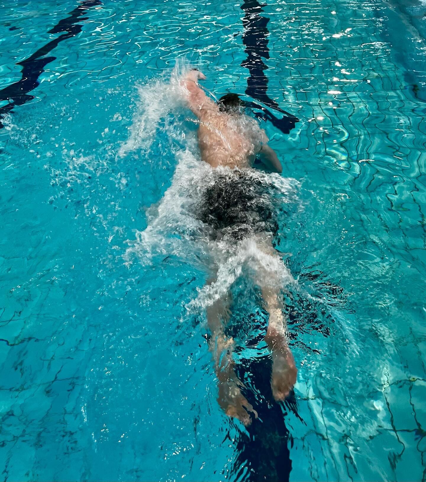 Fortsatt ledig plass p&aring; sv&oslash;mme-og crawlkurs for voksne 🏊&zwj;♂️ Info og p&aring;melding finner du p&aring; www.pirbadet.no under &laquo;trening,kurs og utleie&raquo; Oppstart uke 4 🐬