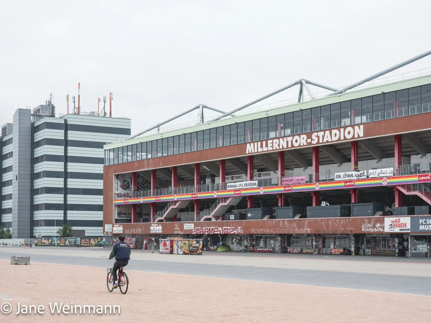 Hamburg_Stadium_1_Copyright Jane Weinmann.jpg