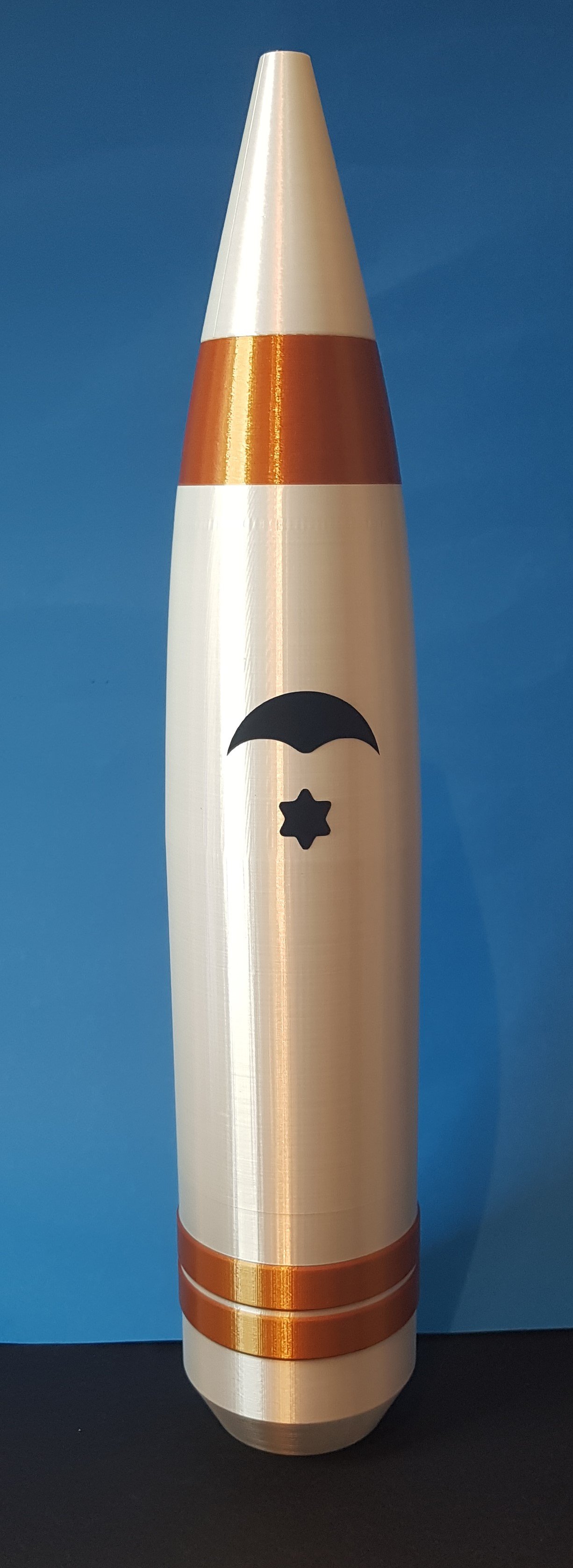 3d printed replica of a 4.5inch navy illumination shell 3 colour ...