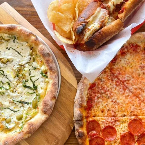 Iggy's Pizza Shop, business photo 4