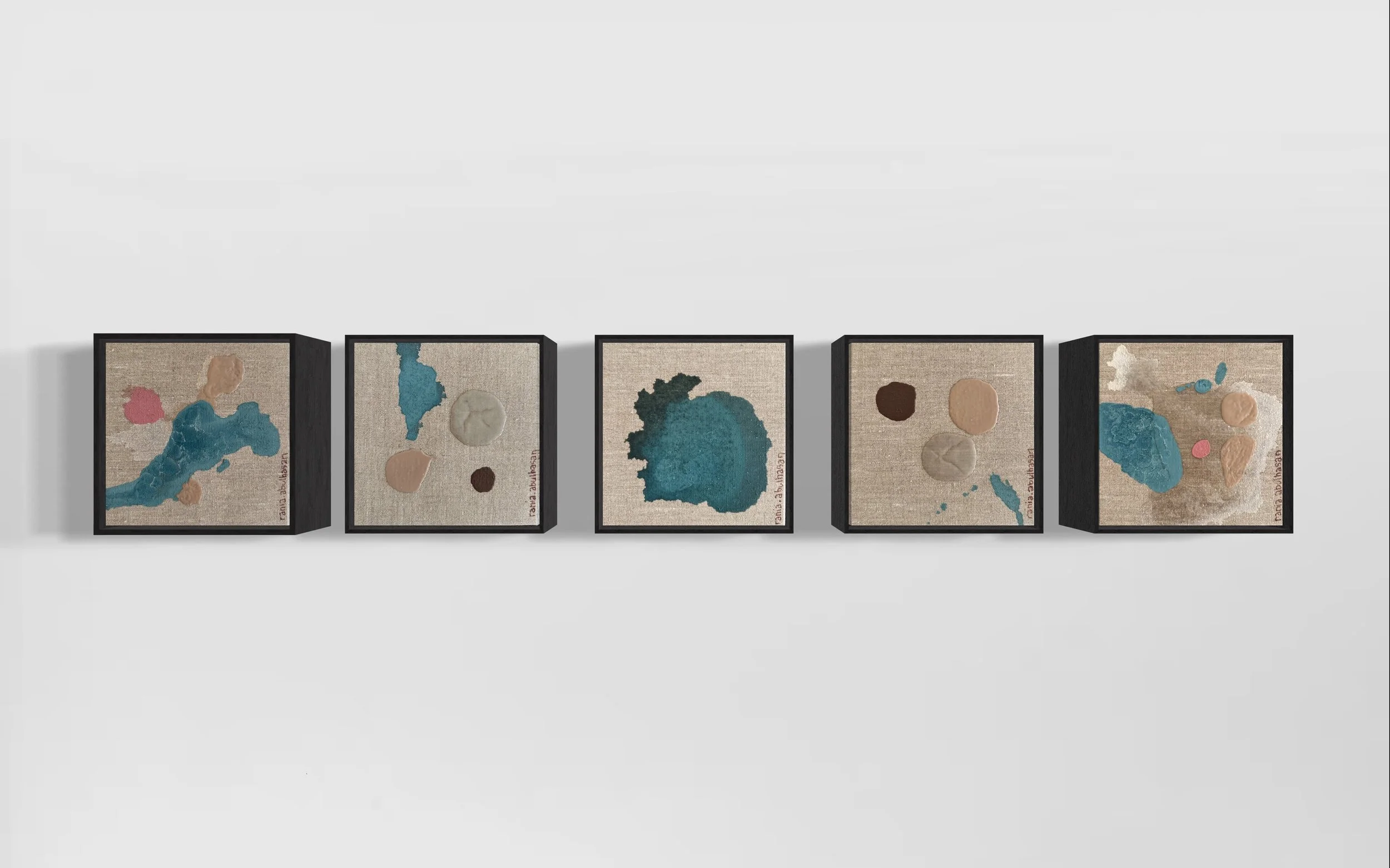 Series 2 (0500284h) | Mixed Media on Raw Linen Canvas | 2023 | 20.5 x 20.5cm | KD 430 (Set of 5) (SOLD)