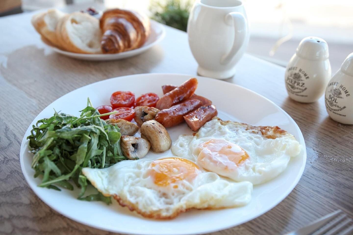 Na pierwsze niedzielne śniadanie zapraszamy od 10:00 🍳🥓

www.kawiarniafabryka.com